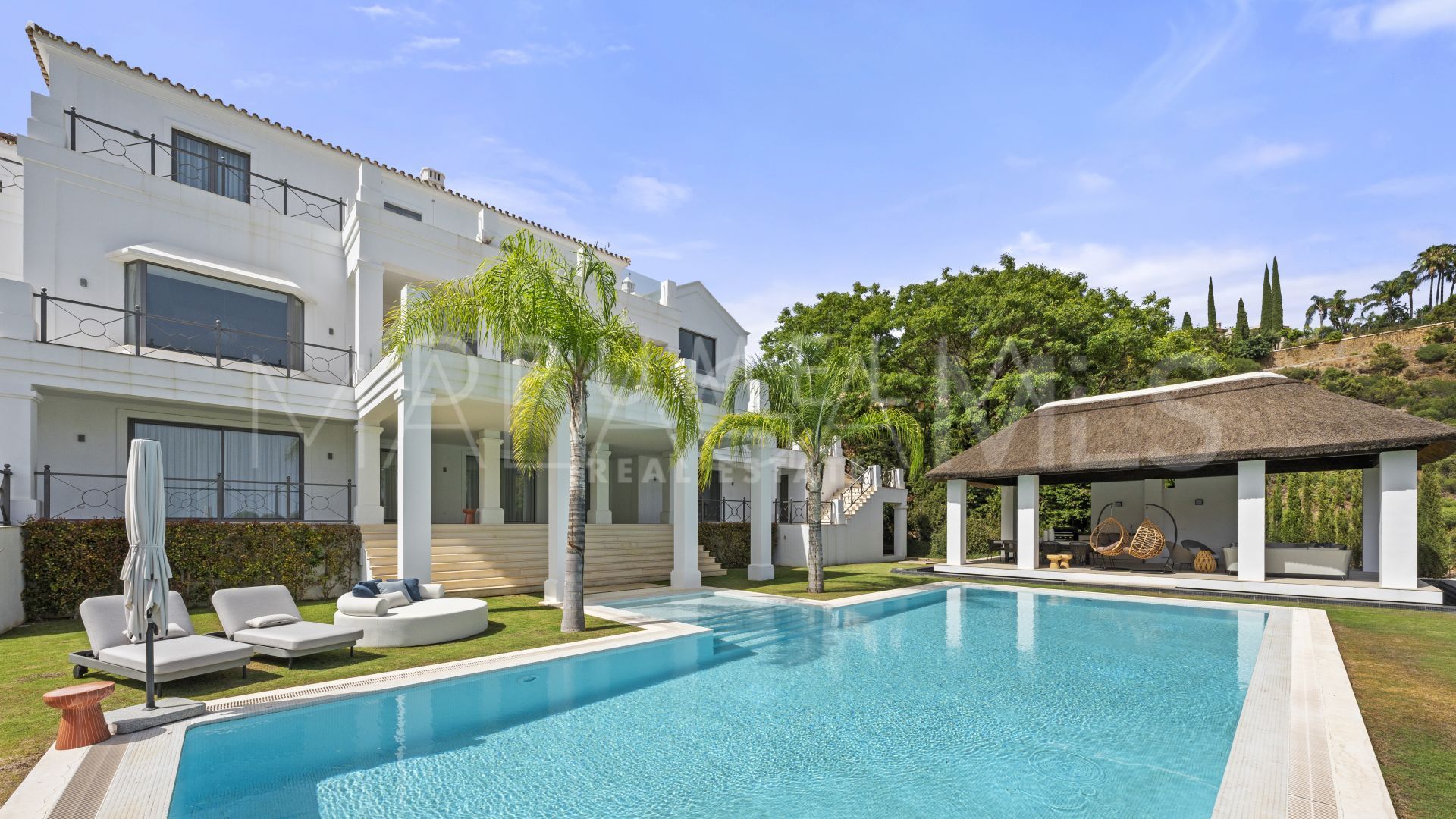 Villa for sale in El Madroñal