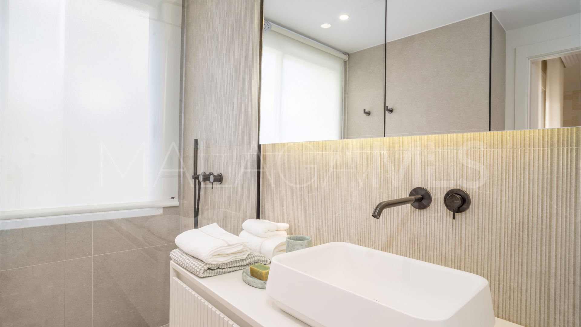 Buy Nueva Andalucia penthouse with 4 bedrooms