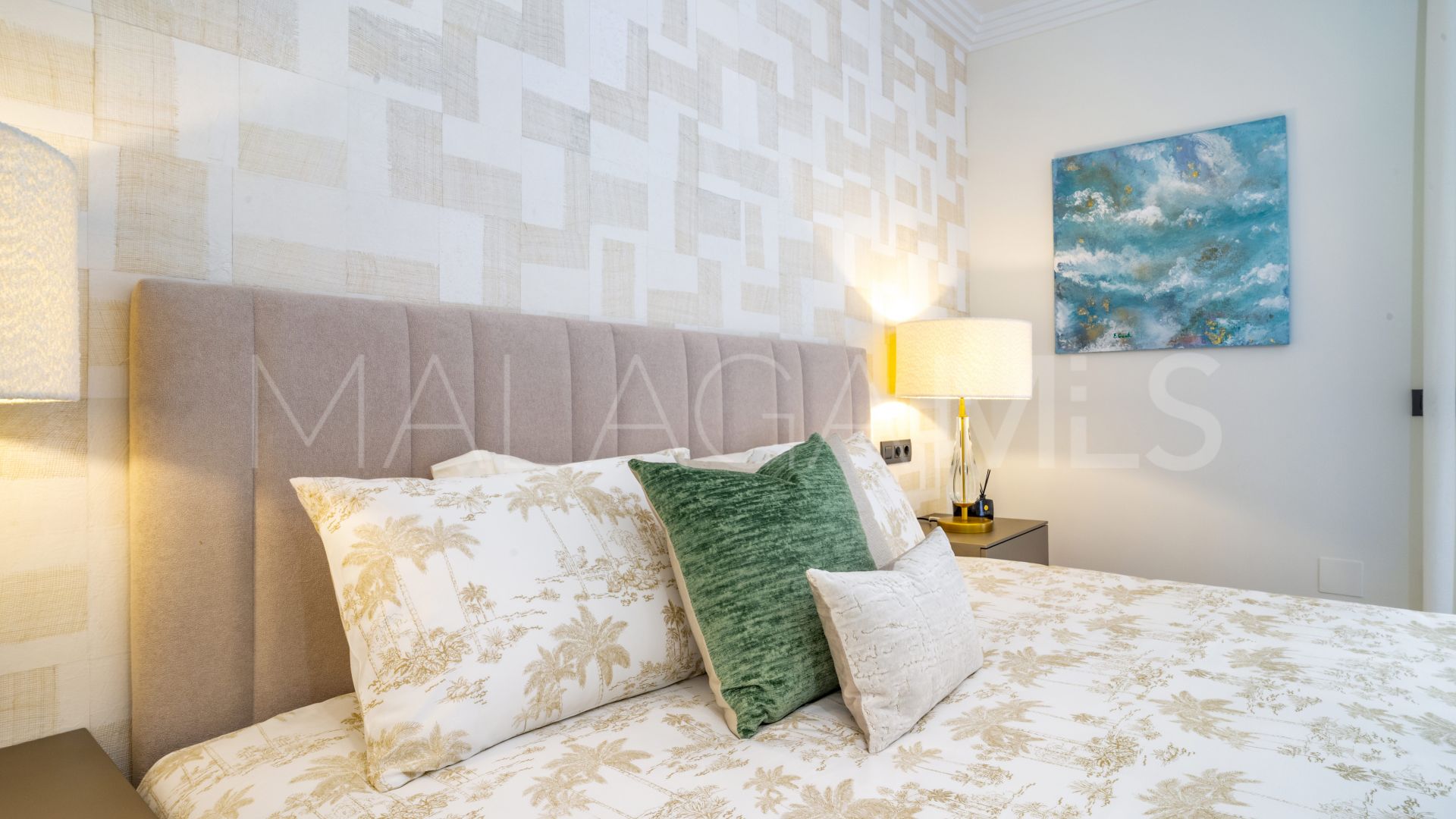 Buy Nueva Andalucia penthouse with 4 bedrooms