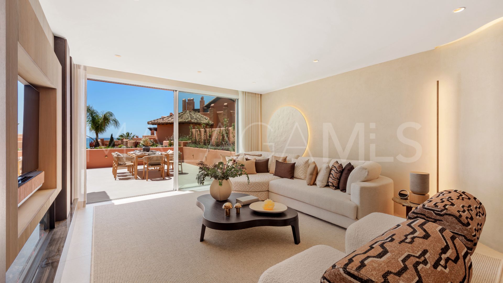 For sale penthouse in Marbella City with 4 bedrooms