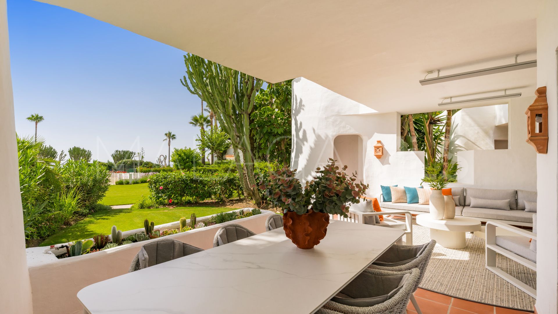 Apartamento planta baja for sale with 3 bedrooms in Cancelada