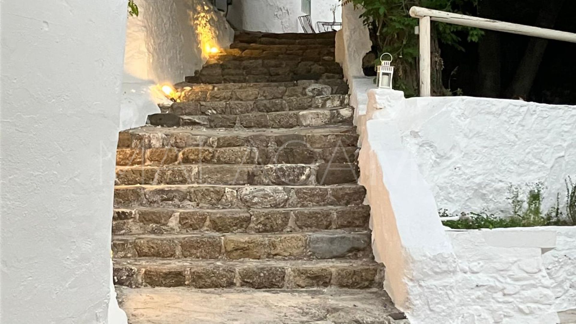 For sale finca with 4 bedrooms in Coin