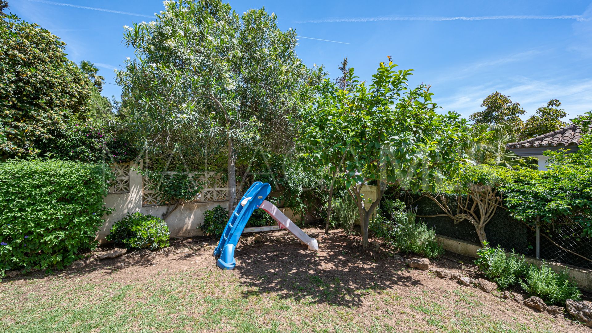 Villa for sale in Nagüeles