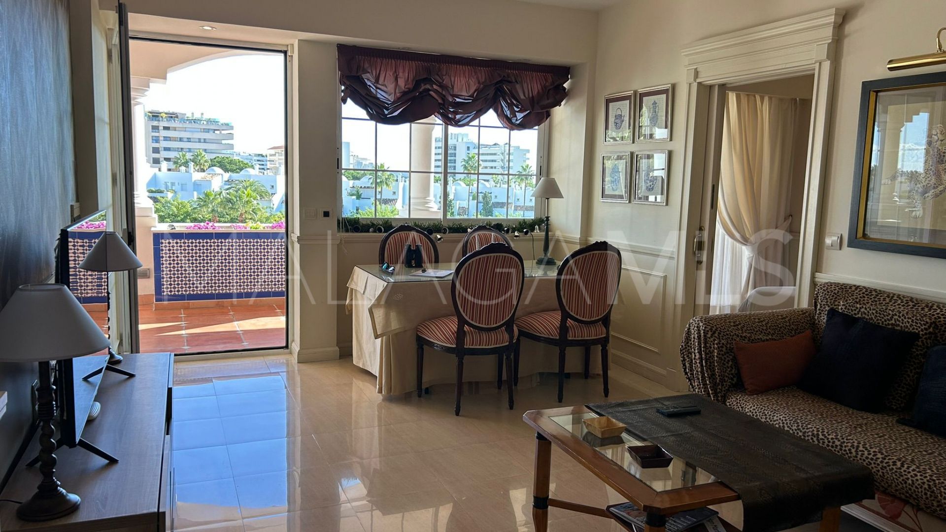 Appartement for sale in Guadalpin Suites