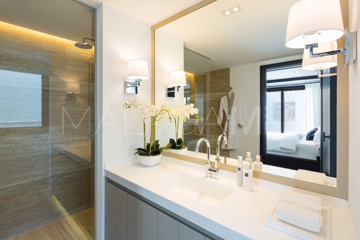 Villa with 5 bedrooms for sale in Aloha