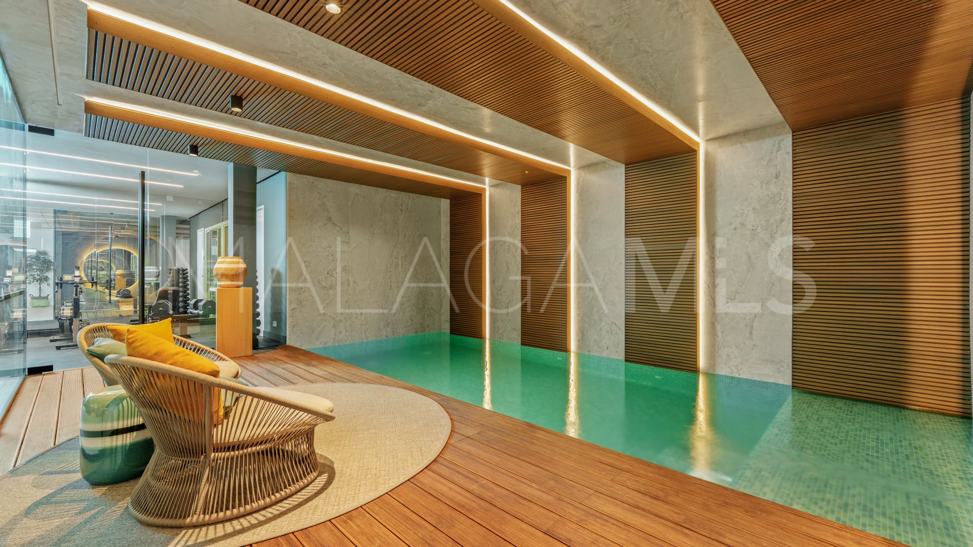 Villa for sale in Benahavis