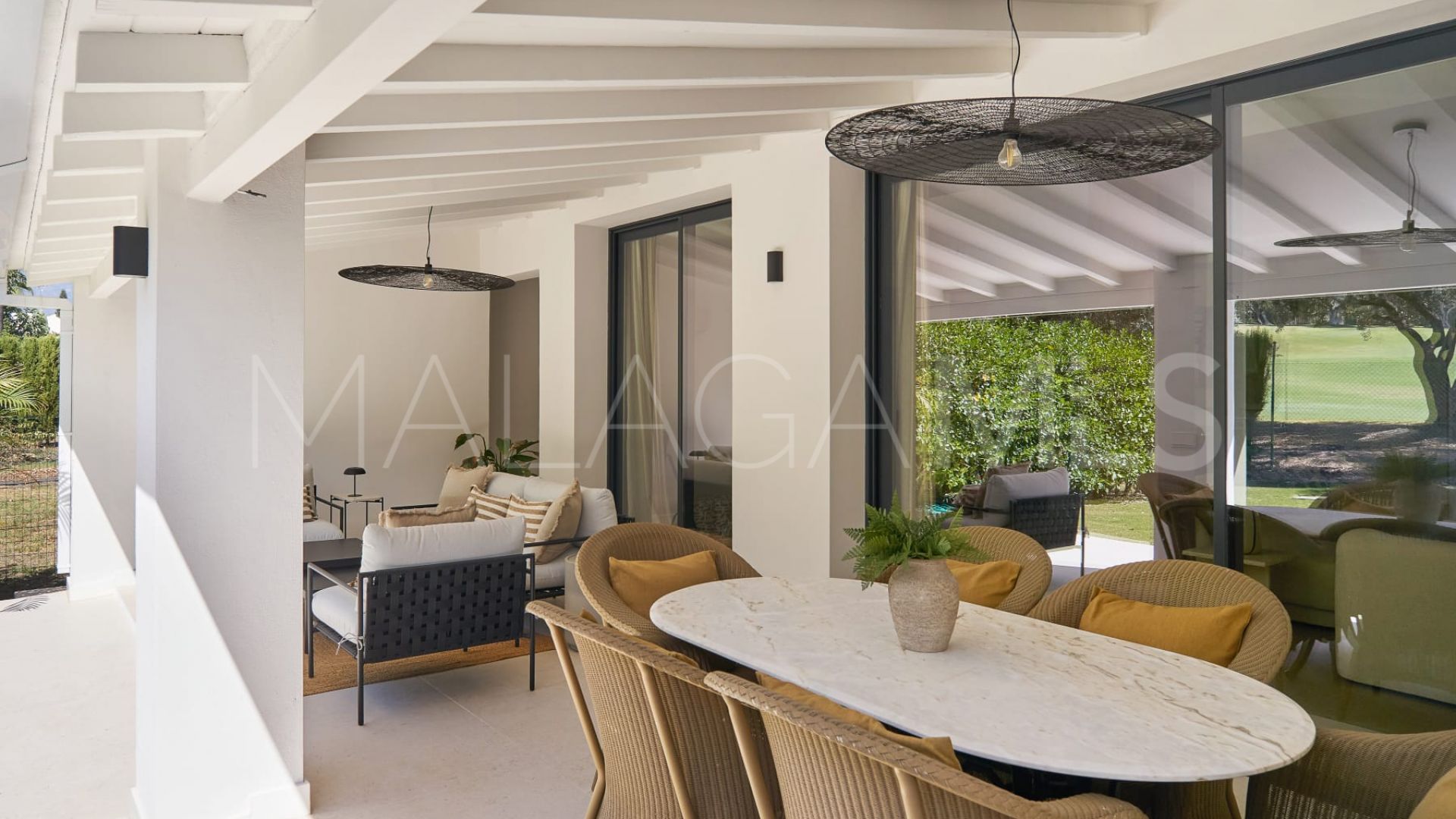 Radhus for sale in Los Olivos