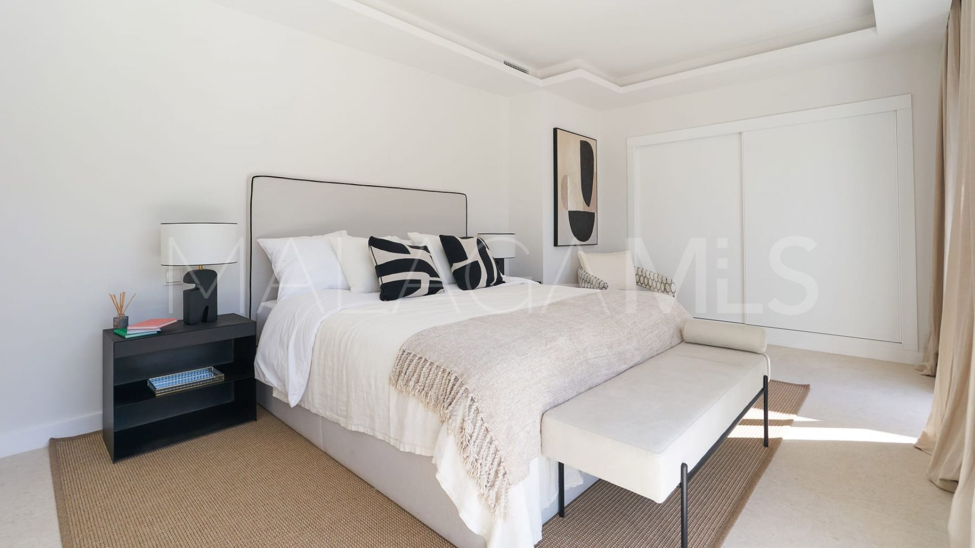 Radhus for sale in Los Olivos