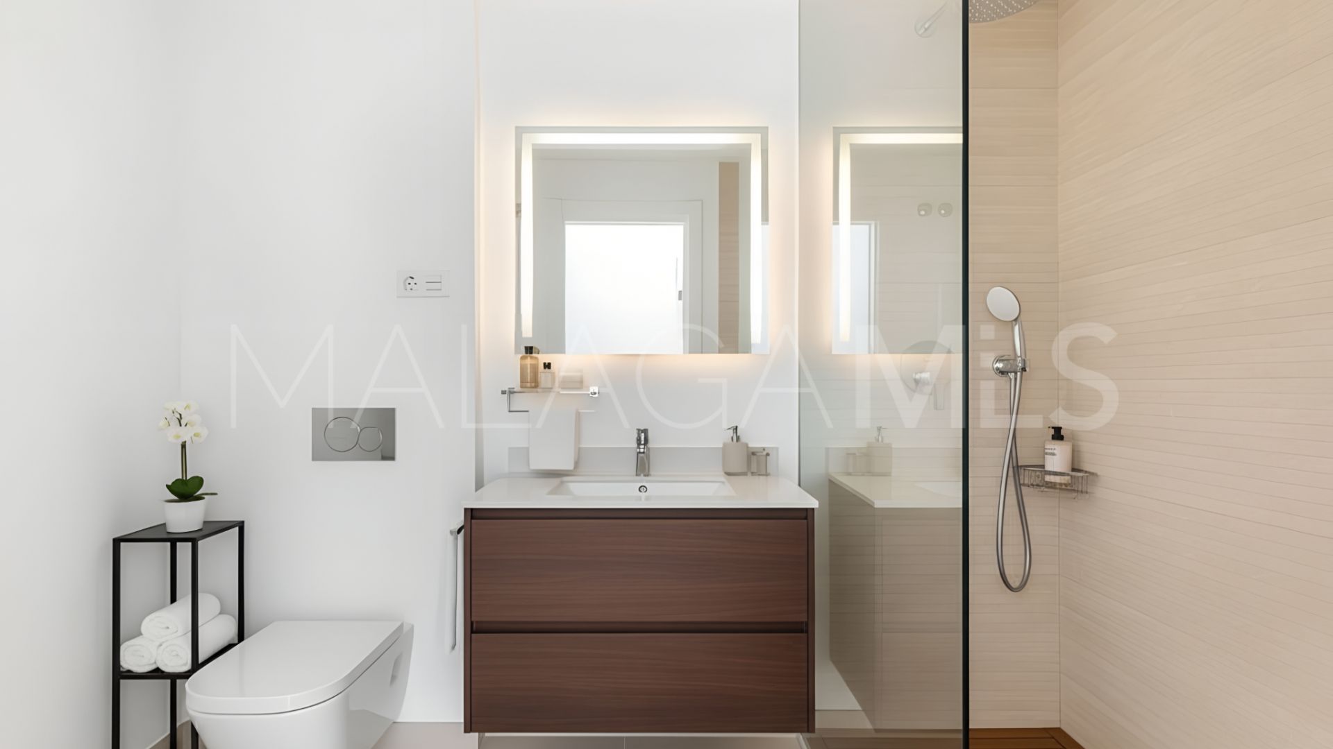 For sale Estepona Town 2 bedrooms apartment