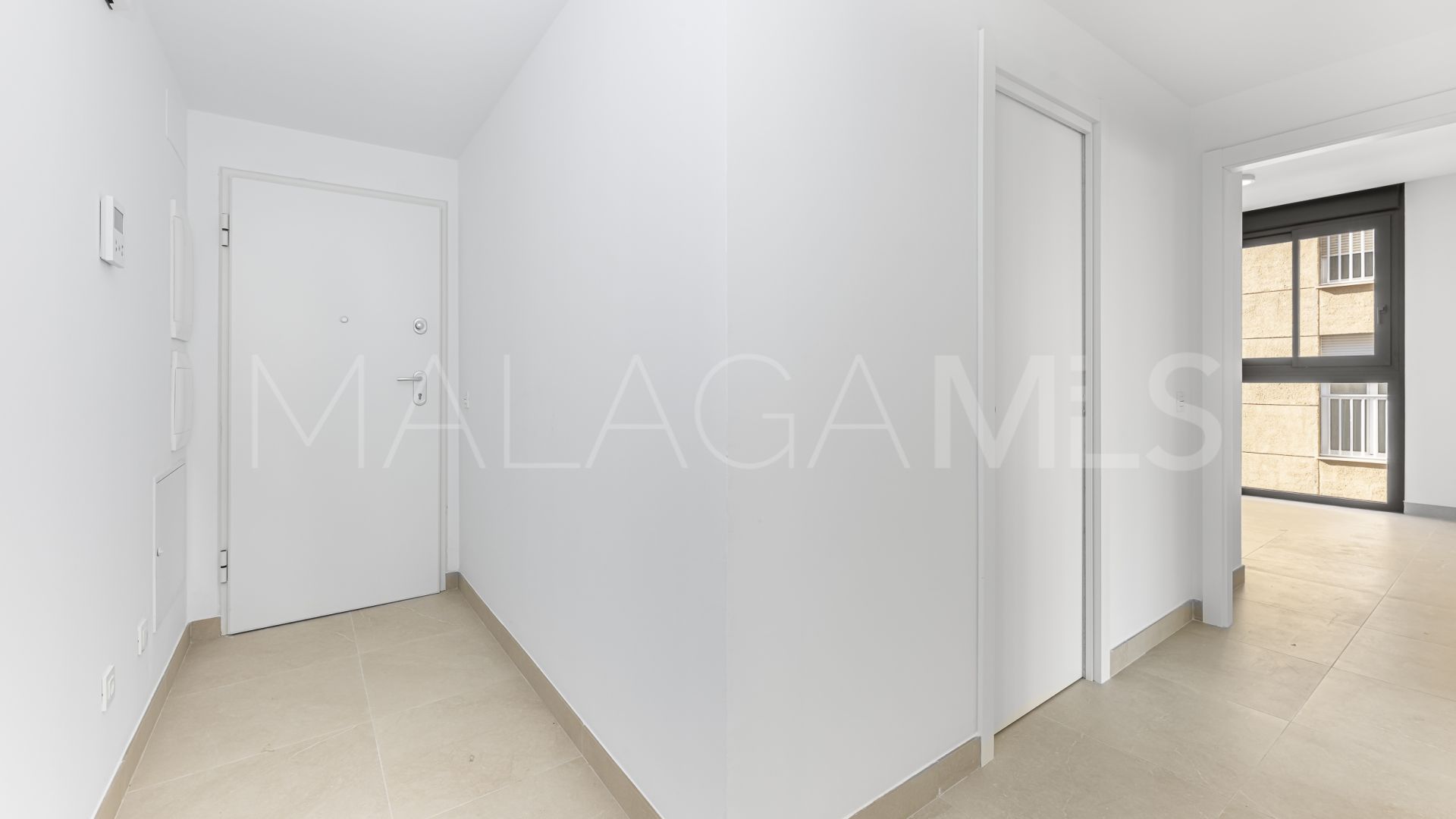 For sale Estepona Town 2 bedrooms apartment