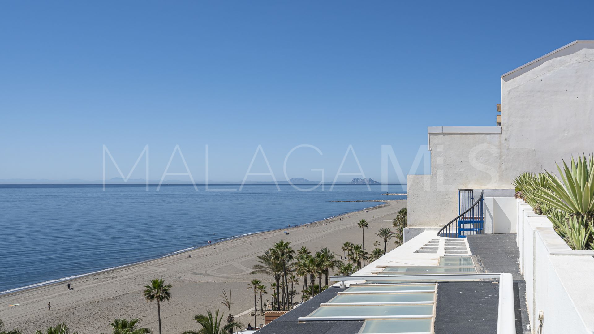 For sale Estepona Town 2 bedrooms apartment