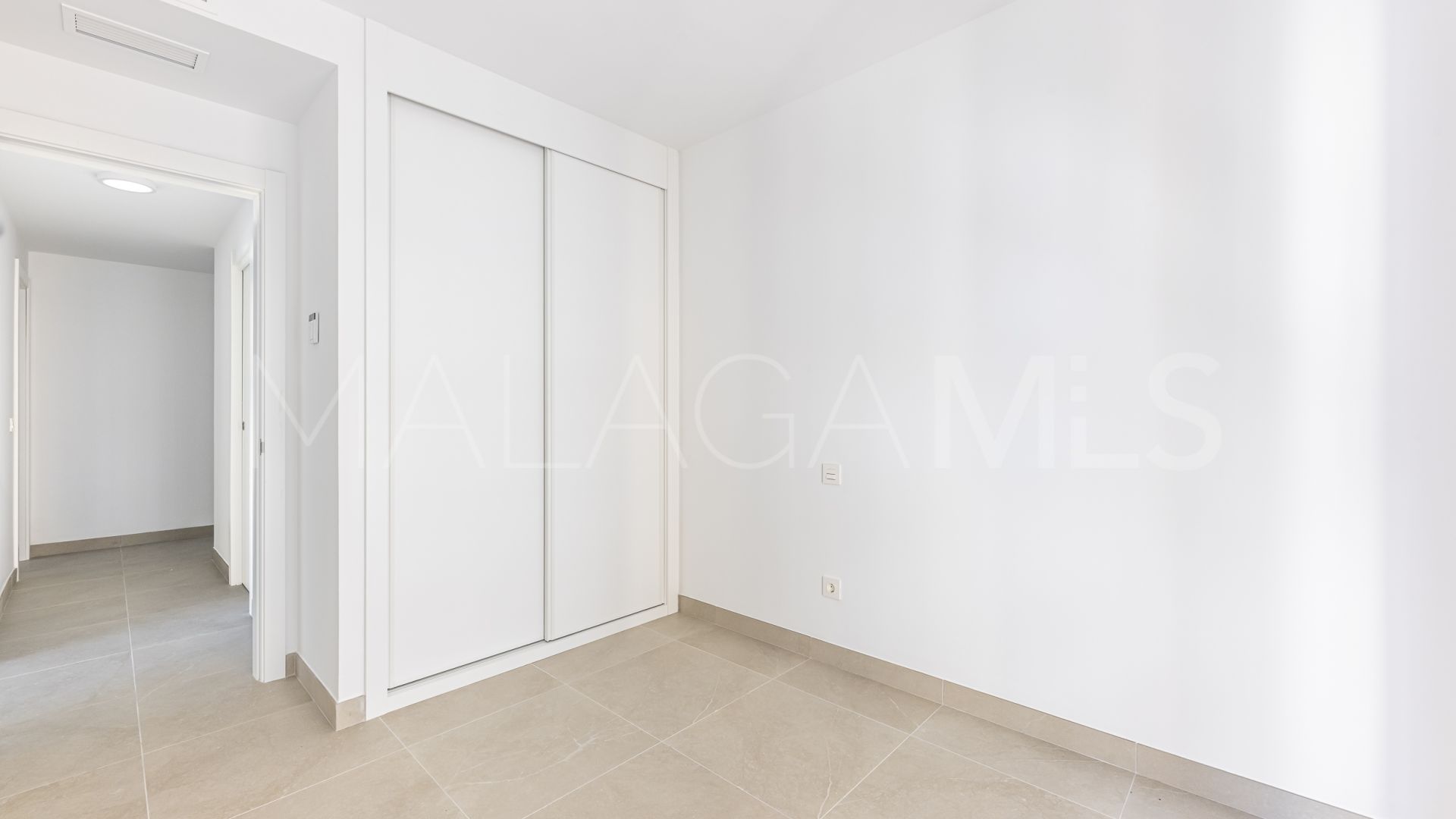 For sale Estepona Town 2 bedrooms apartment