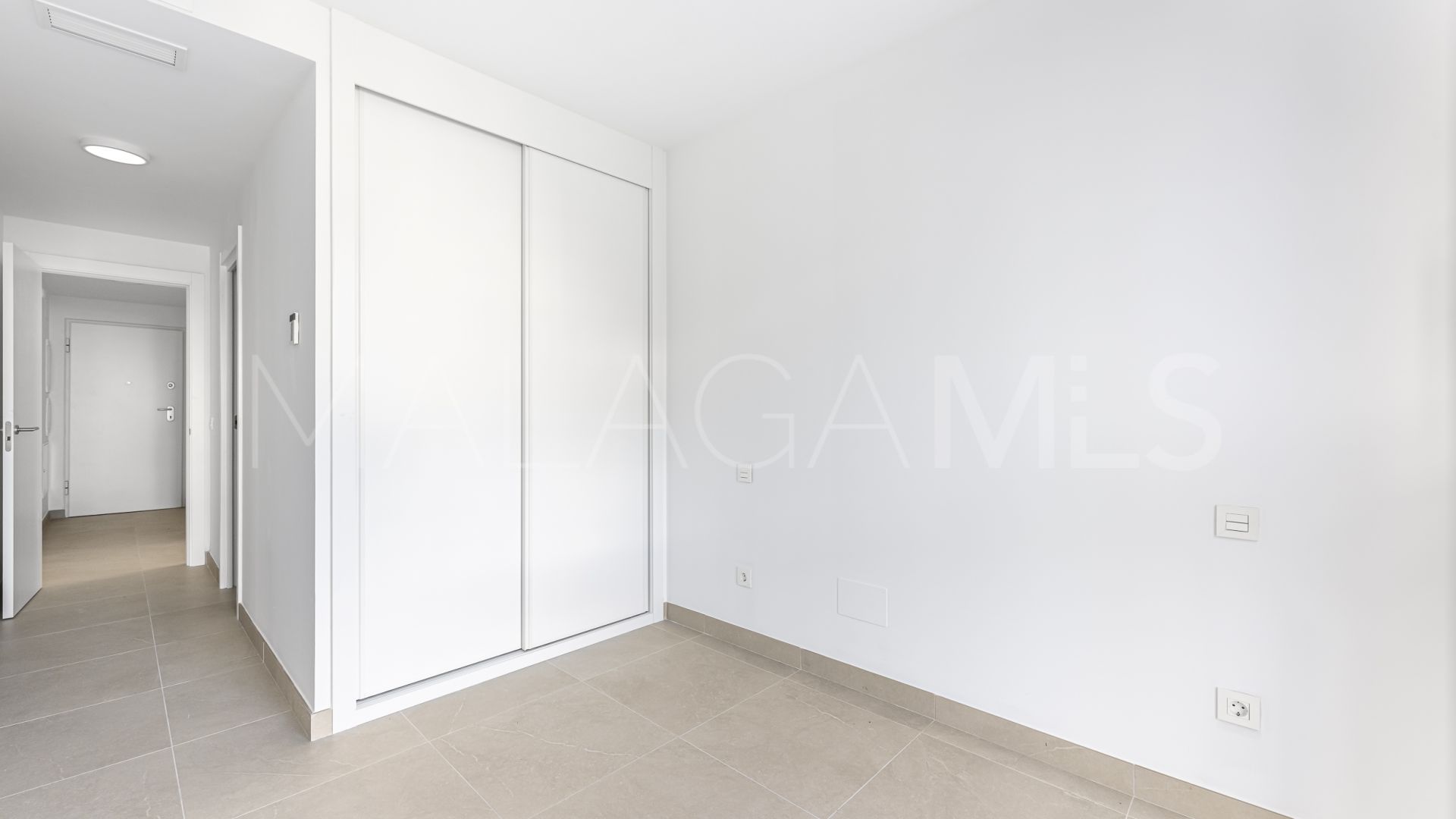 For sale Estepona Town 2 bedrooms apartment