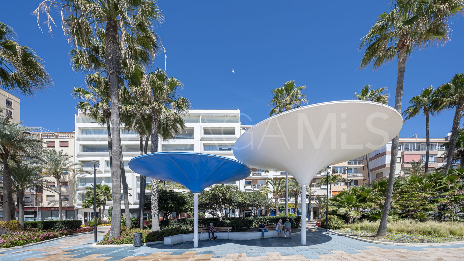 For sale Estepona Town 2 bedrooms apartment