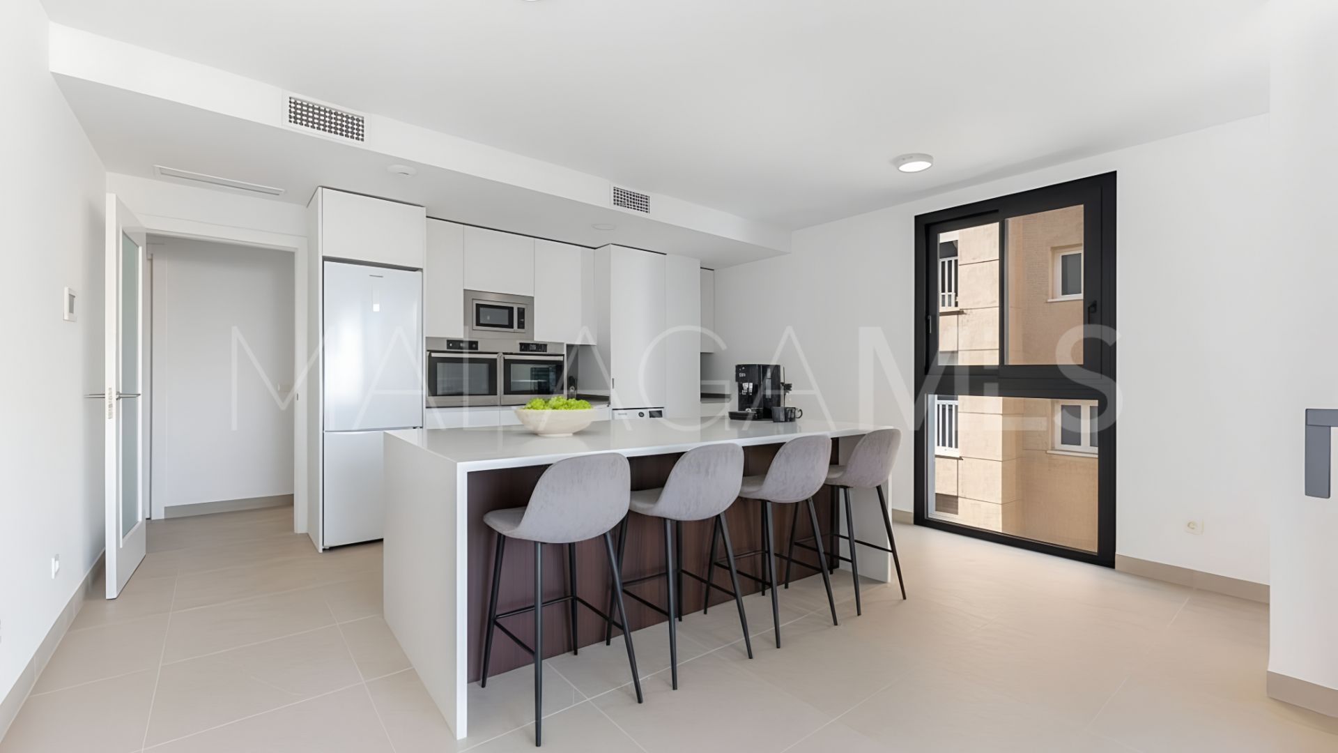 For sale Estepona Town 2 bedrooms apartment