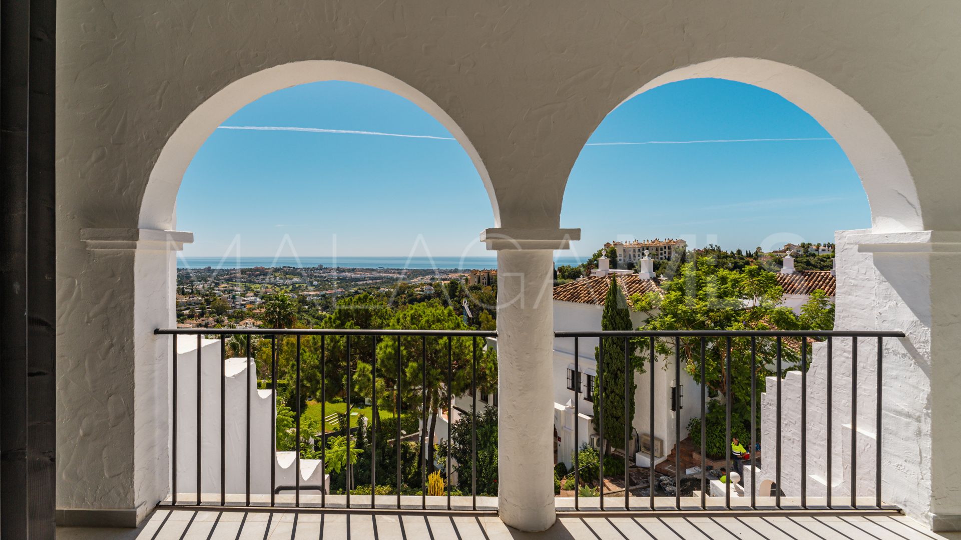 Duplex for sale in Las Colinas de Marbella with 3 bedrooms