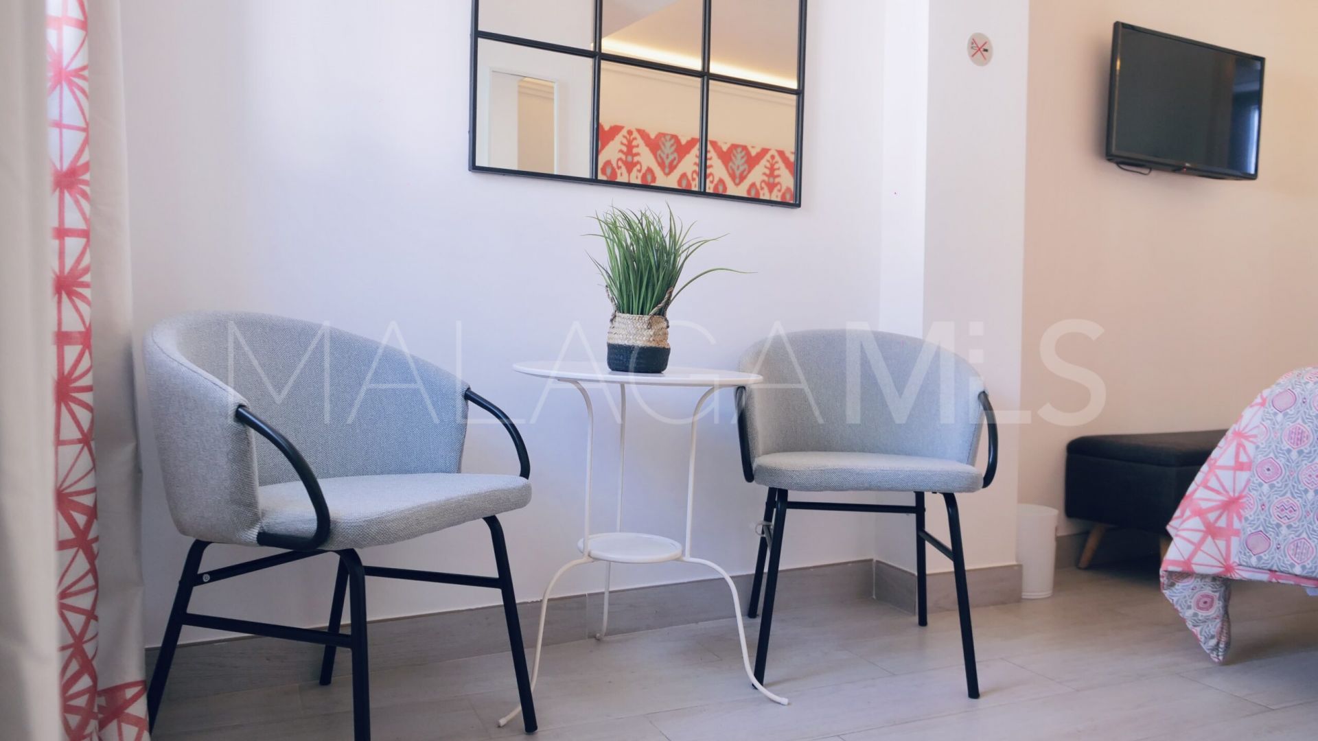 Hotel for sale in Marbella Goldene Meile