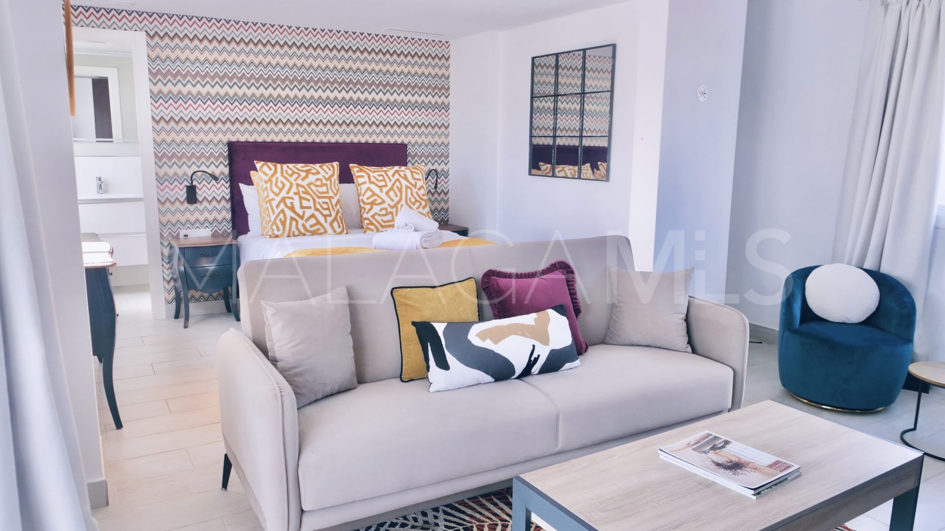Hotel for sale in Marbella Goldene Meile