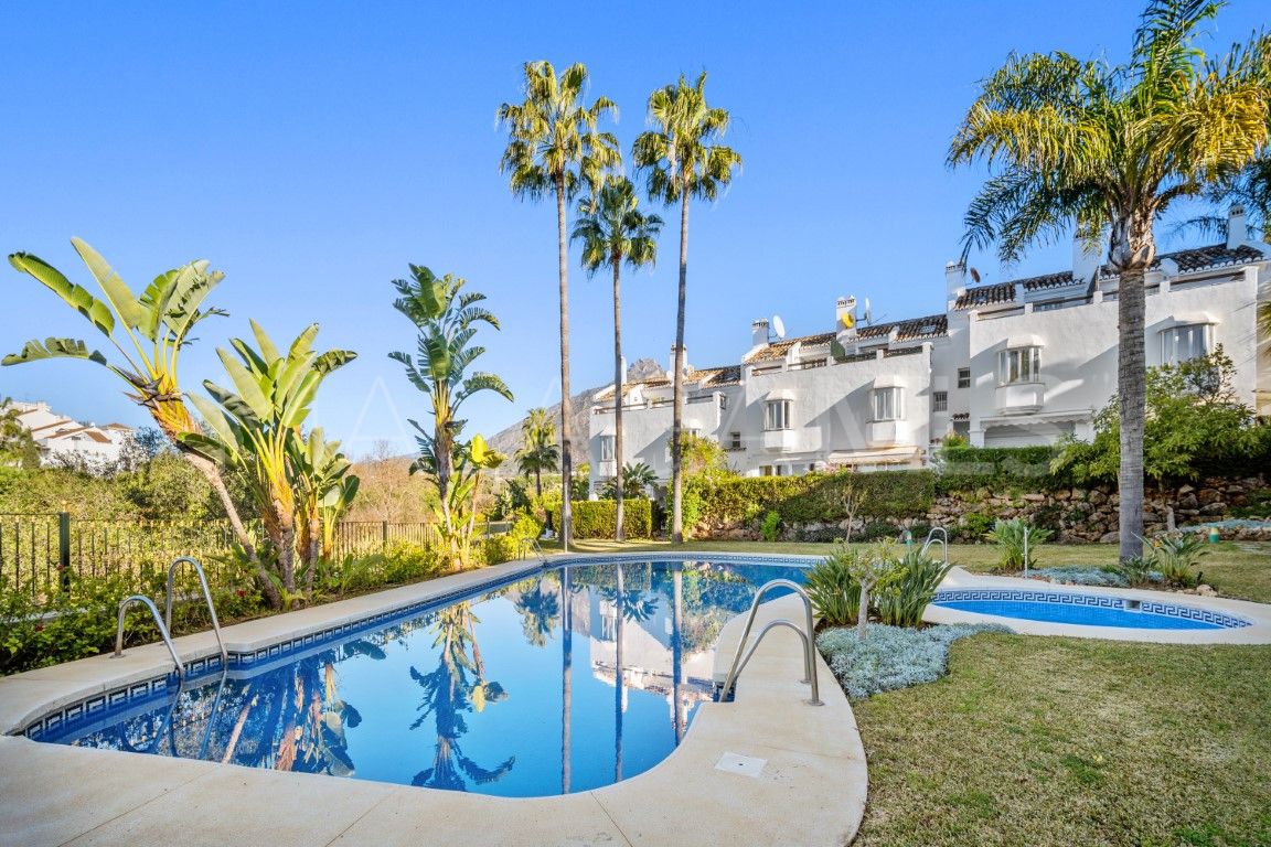 Town house for sale in Arco Iris