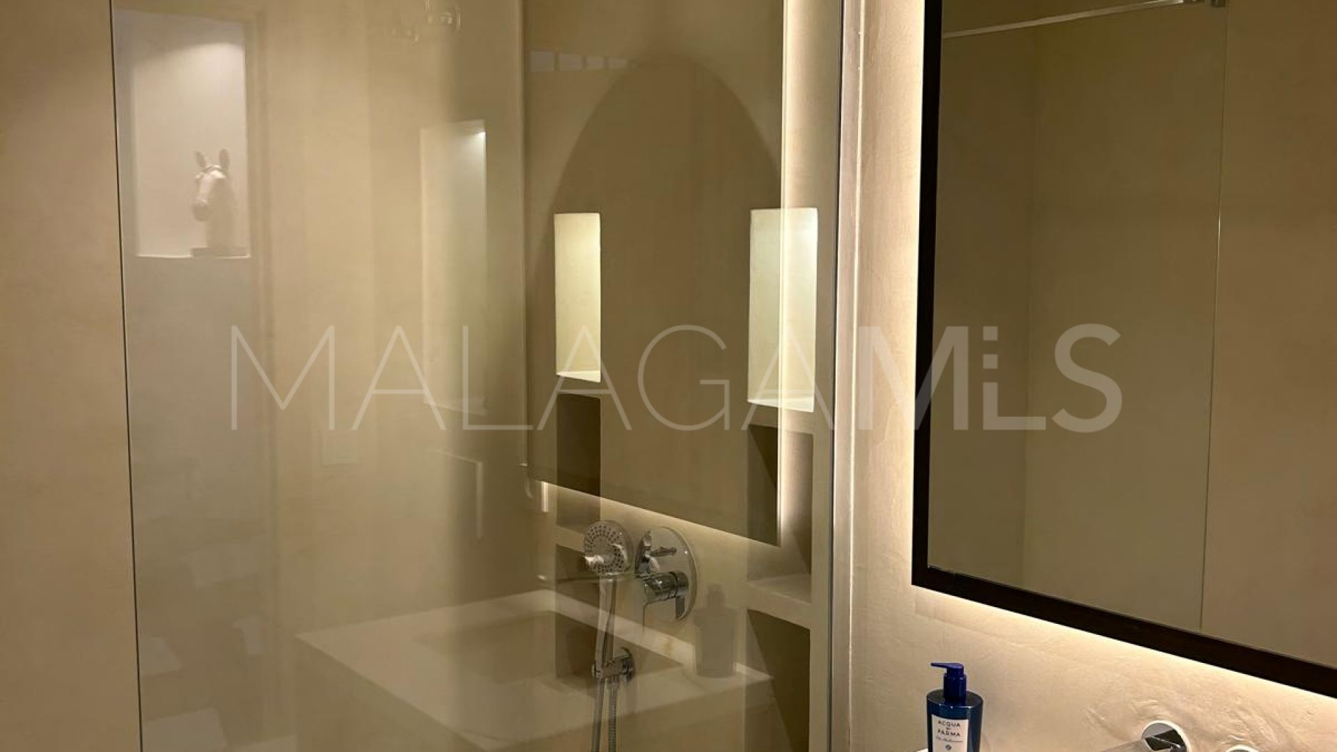 Town house for sale in Arco Iris