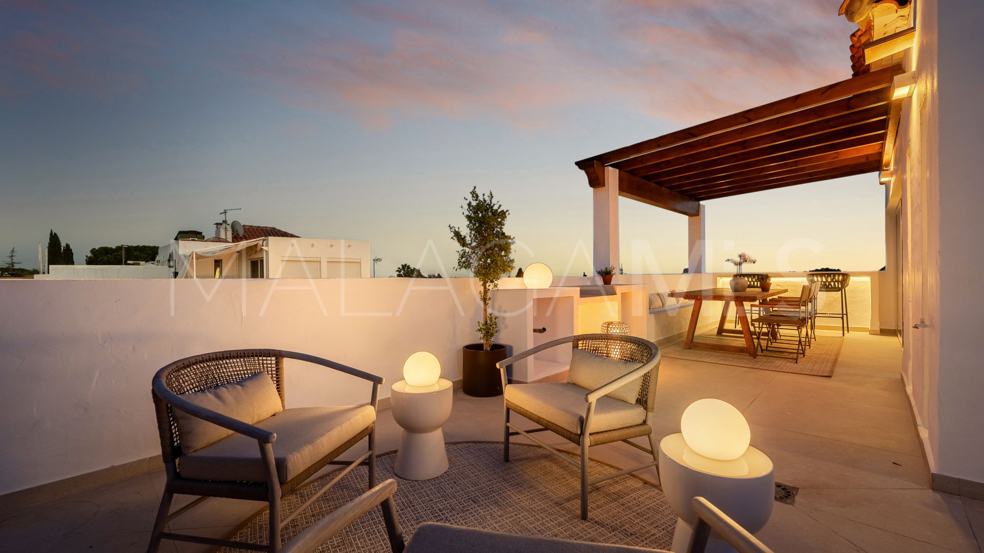 Maison de ville for sale in Marbella Golden Mile