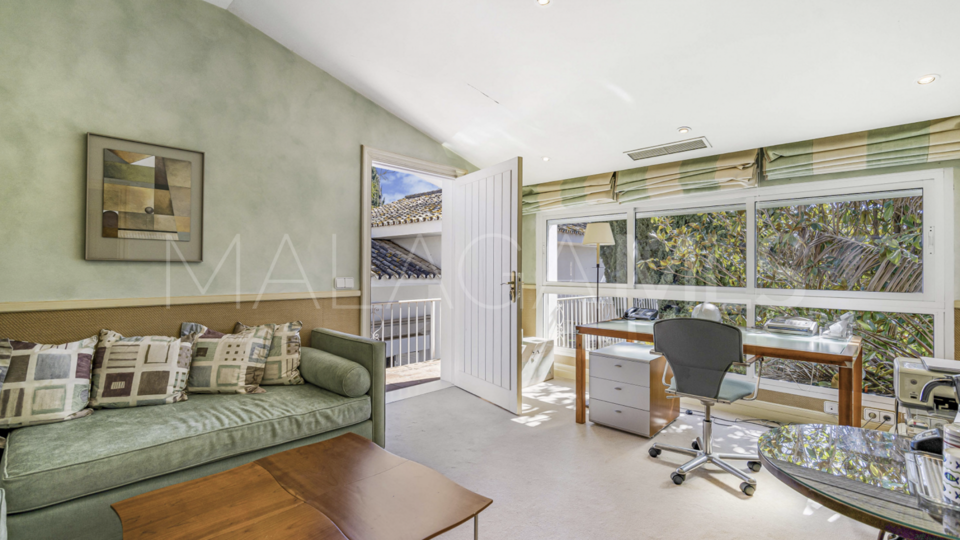 Villa for sale in Marbella Golden Mile