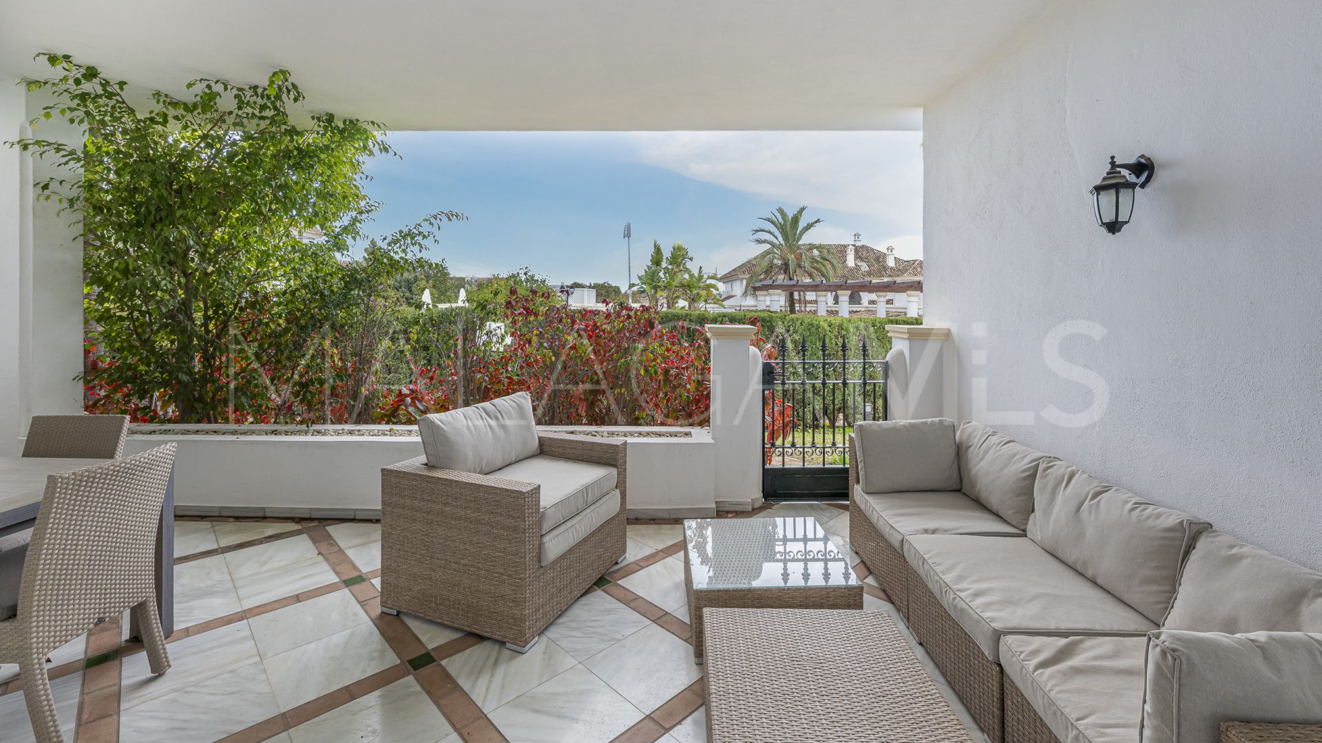 Markplanslägenhet for sale in Monte Paraiso