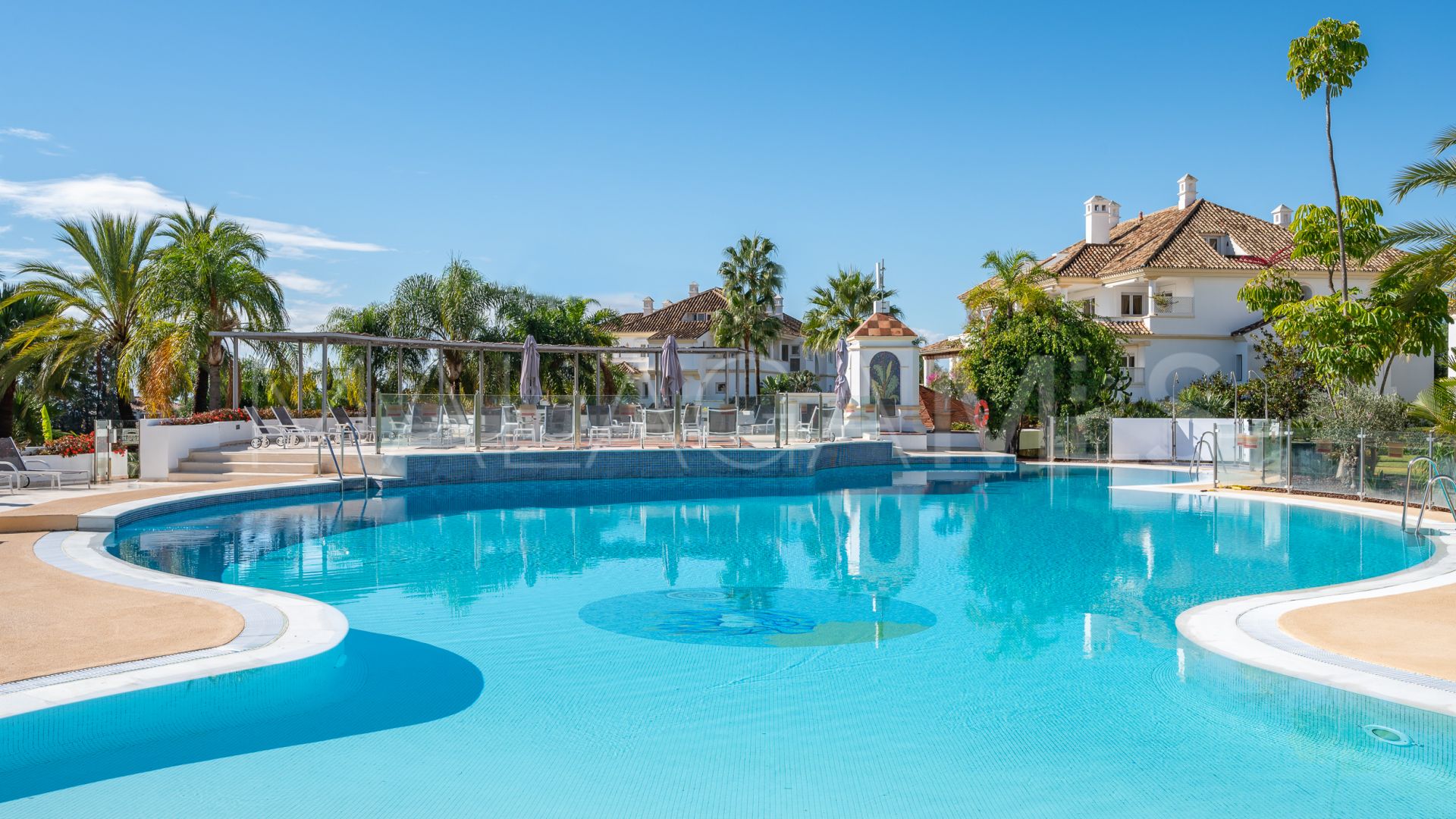 Markplanslägenhet for sale in Monte Paraiso