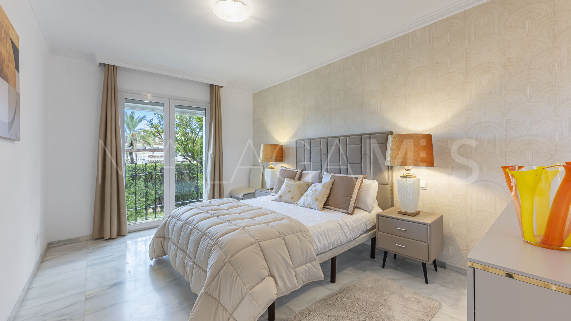 Markplanslägenhet for sale in Monte Paraiso