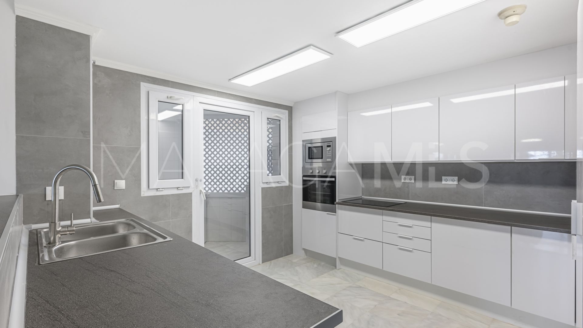 Markplanslägenhet for sale in Monte Paraiso