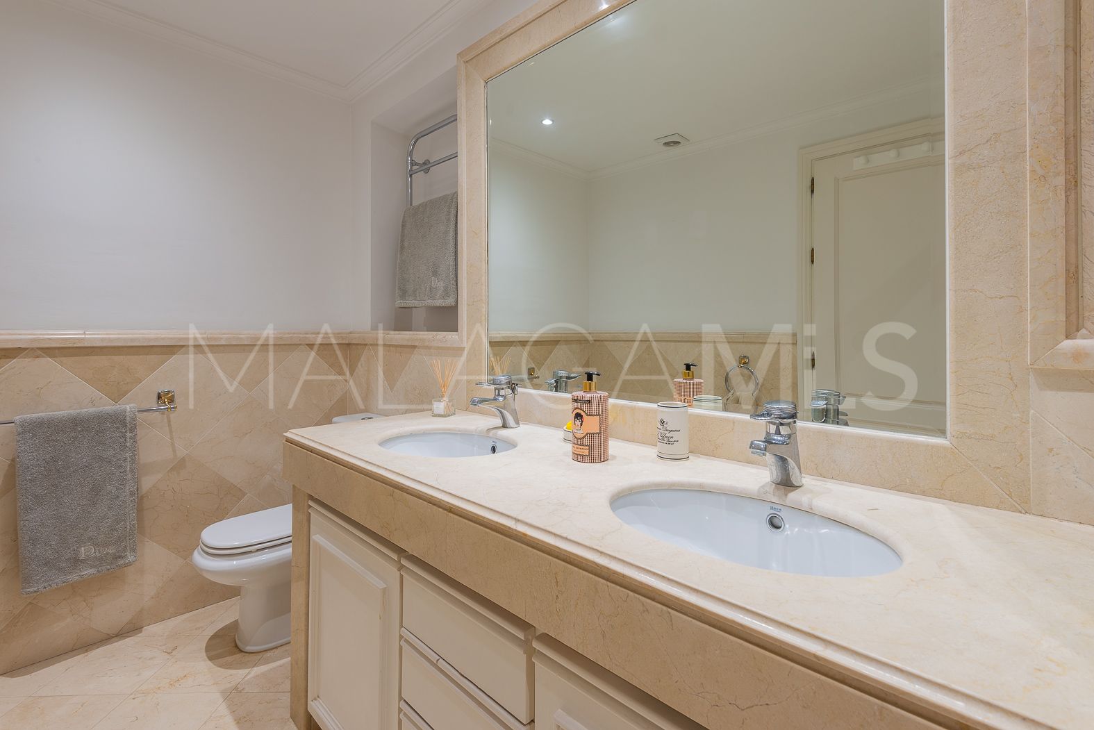 Markplanslägenhet for sale in Monte Paraiso