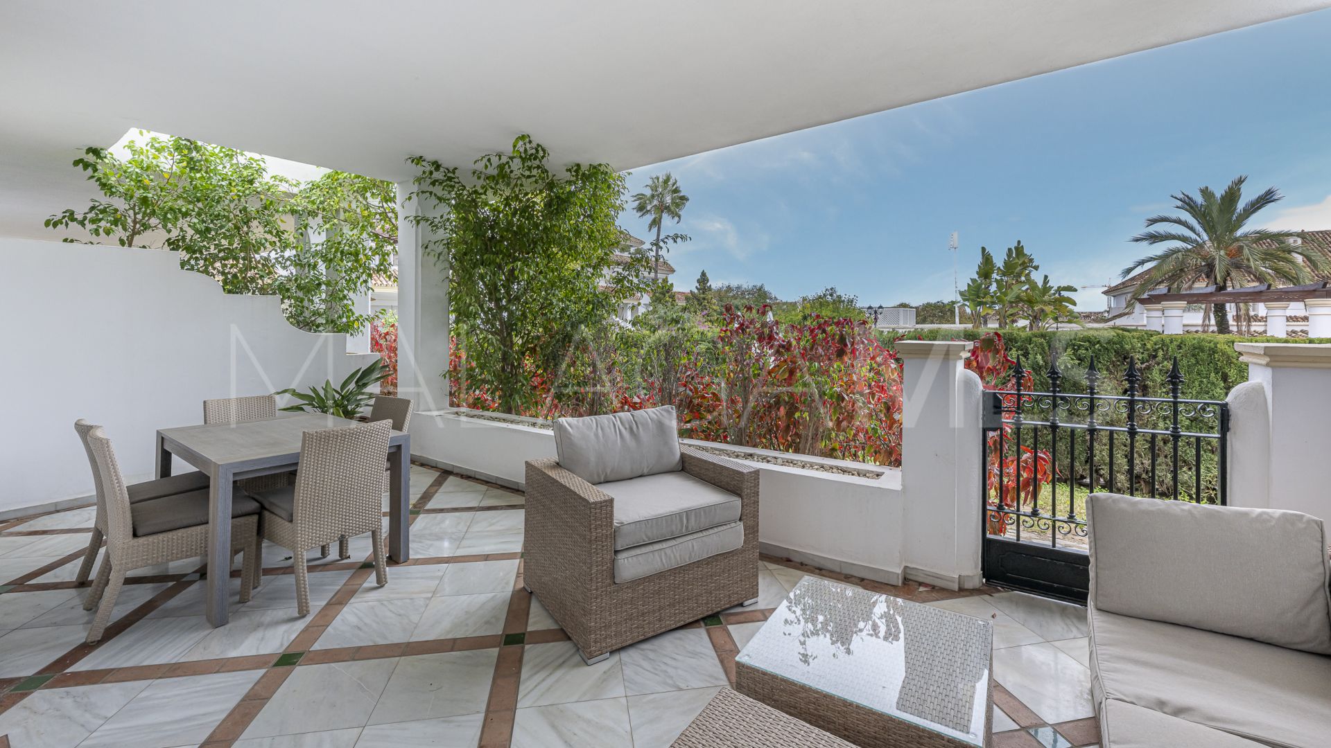 Markplanslägenhet for sale in Monte Paraiso