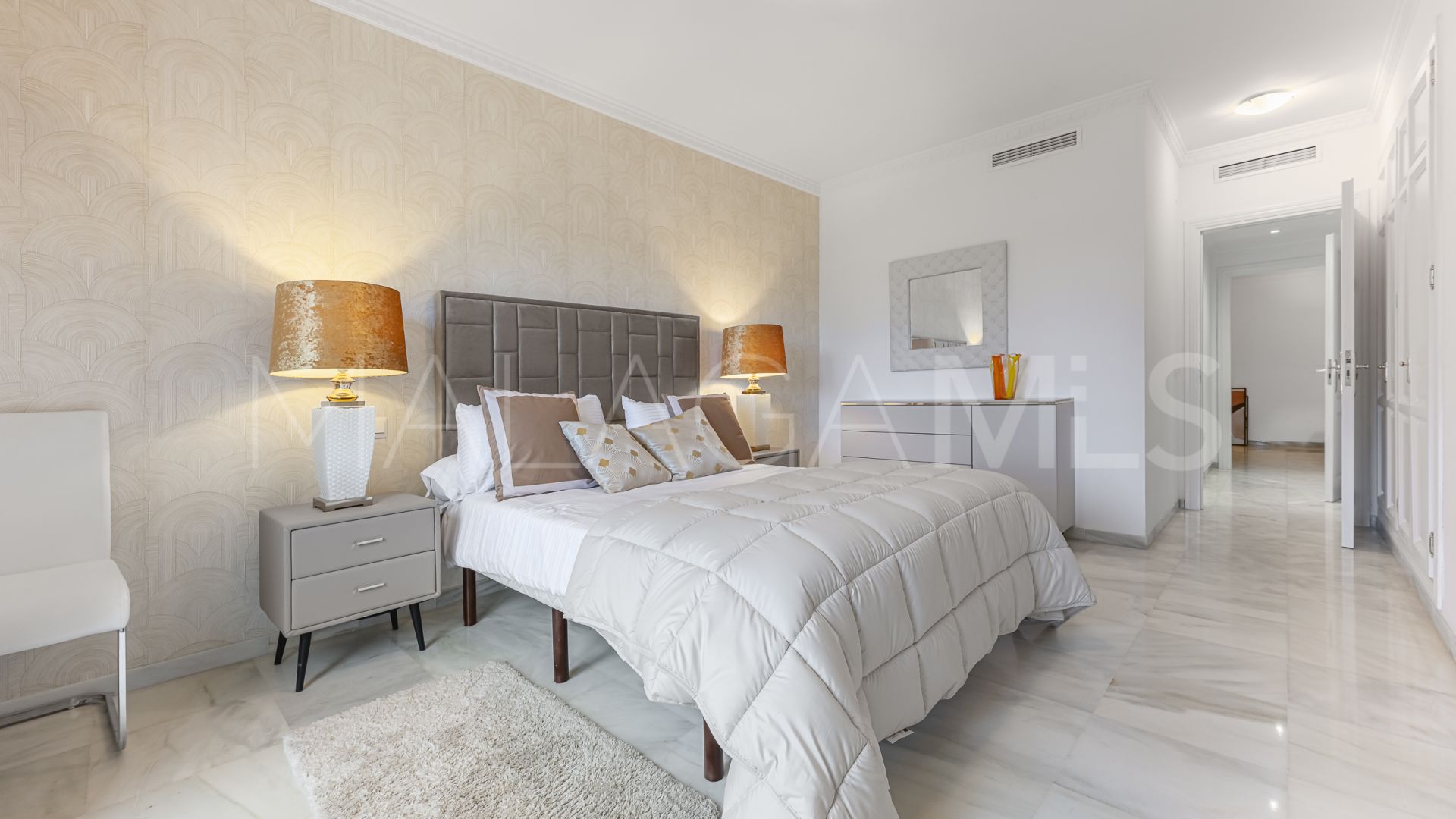 Markplanslägenhet for sale in Monte Paraiso