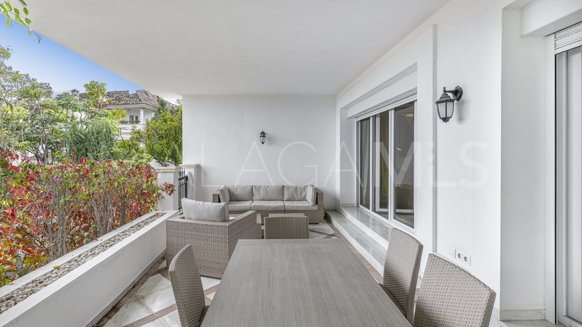 Markplanslägenhet for sale in Monte Paraiso