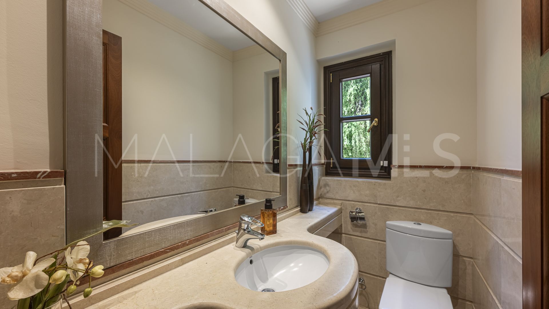 Villa for sale in Balcones de Sierra Blanca with 6 bedrooms