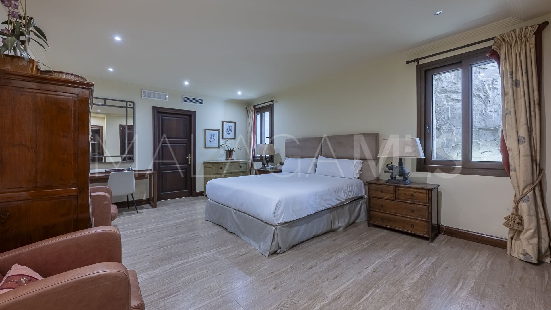 Villa for sale in Balcones de Sierra Blanca with 6 bedrooms