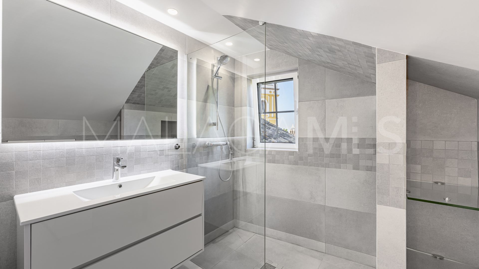 Radhus for sale in Montepiedra