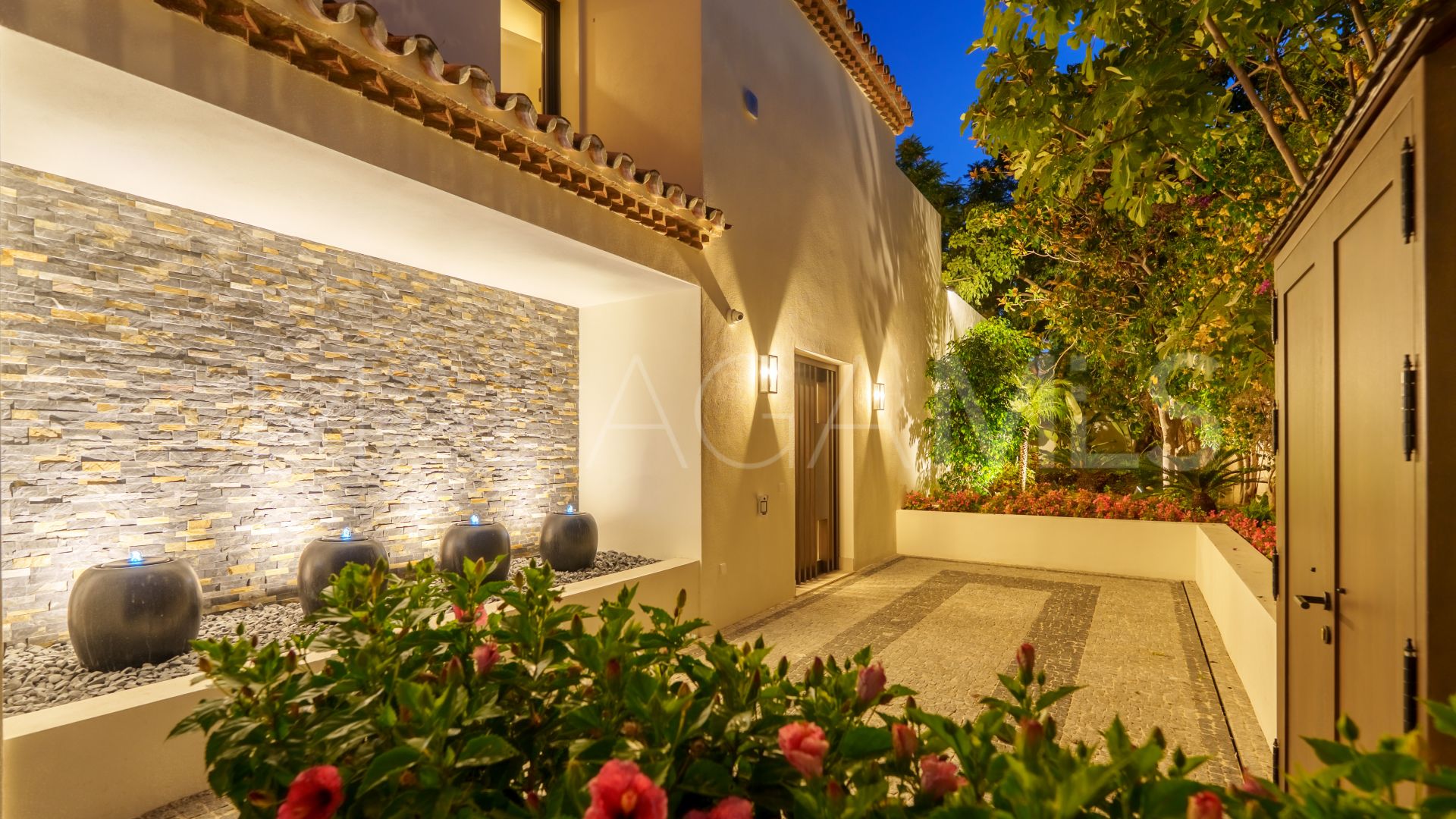 Villa for sale in Rocio de Nagüeles