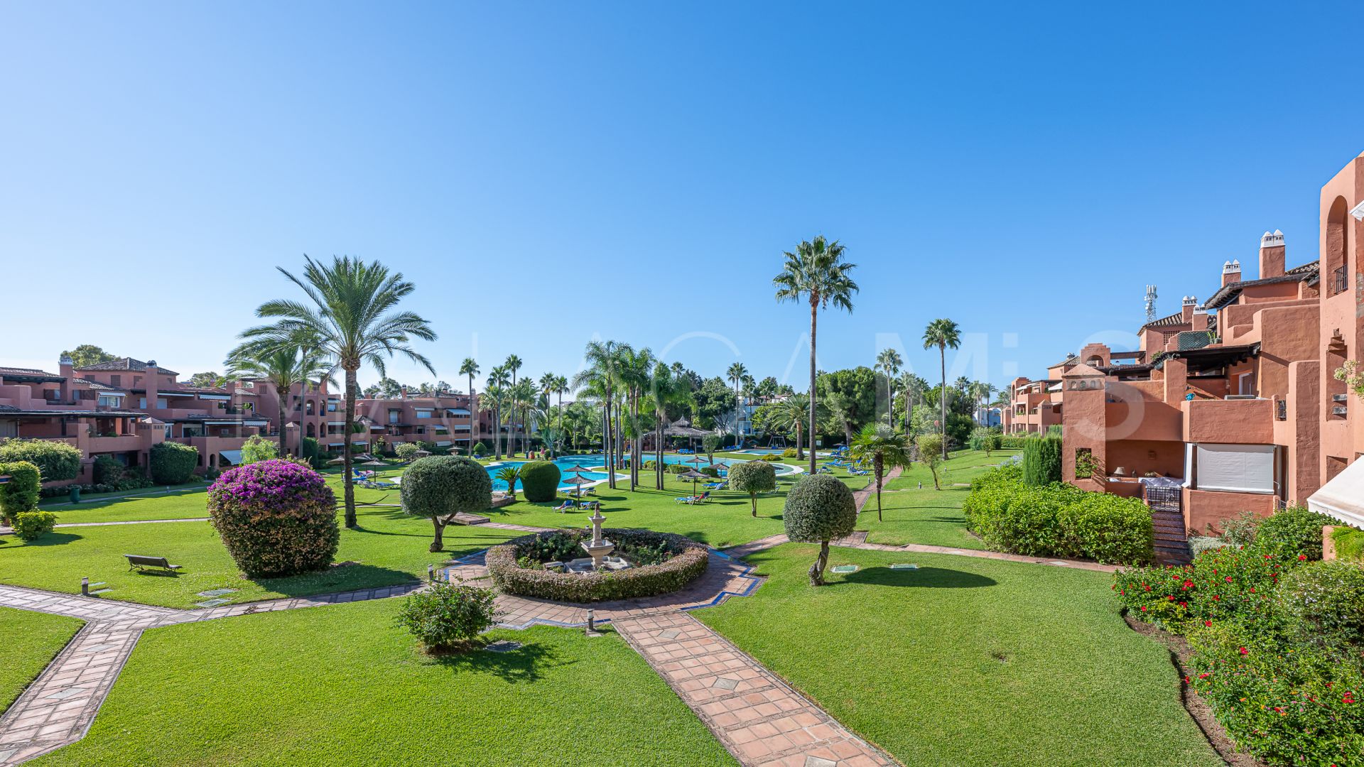 Alhambra del Golf, apartamento a la venta de 3 bedrooms