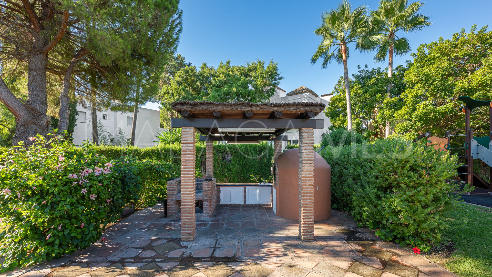 Alhambra del Golf, apartamento a la venta de 3 bedrooms