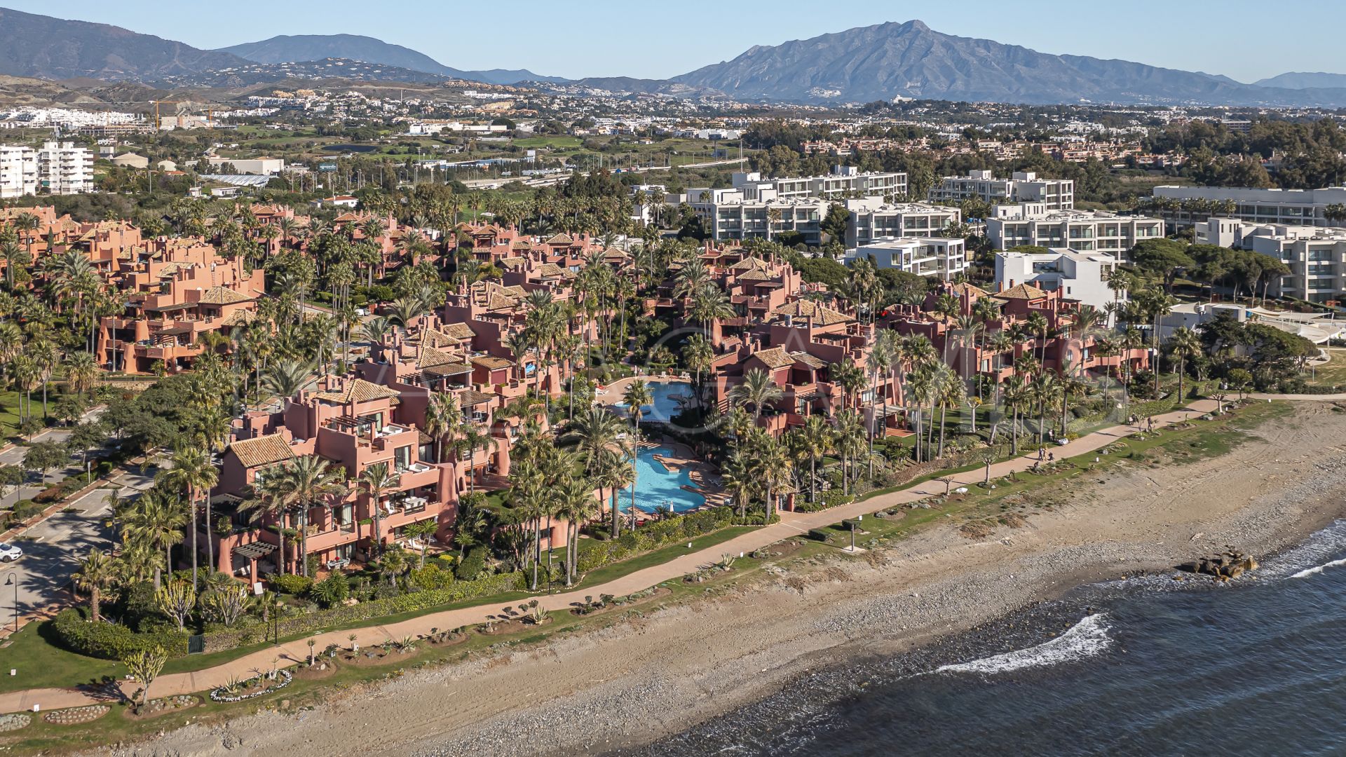 Markplanslägenhet for sale in Estepona