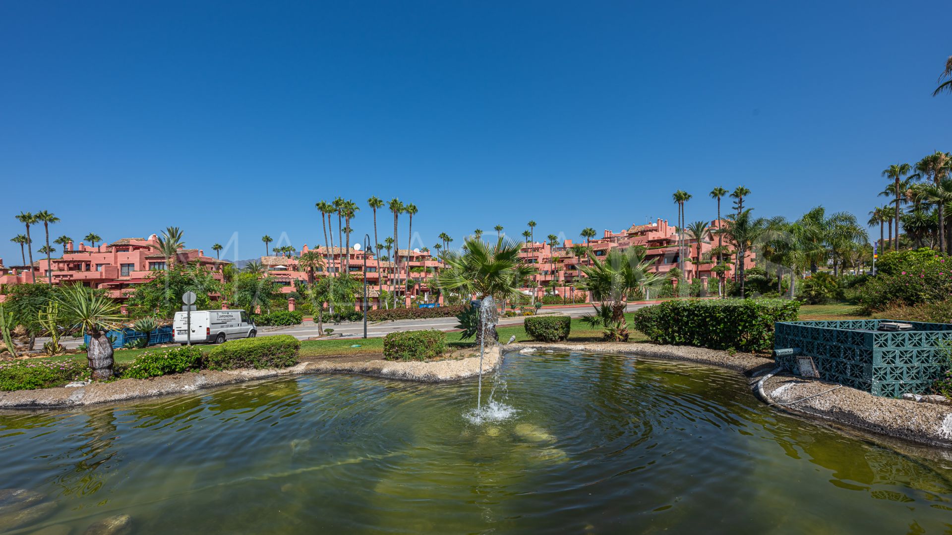 Penthouse for sale in Torre Bermeja