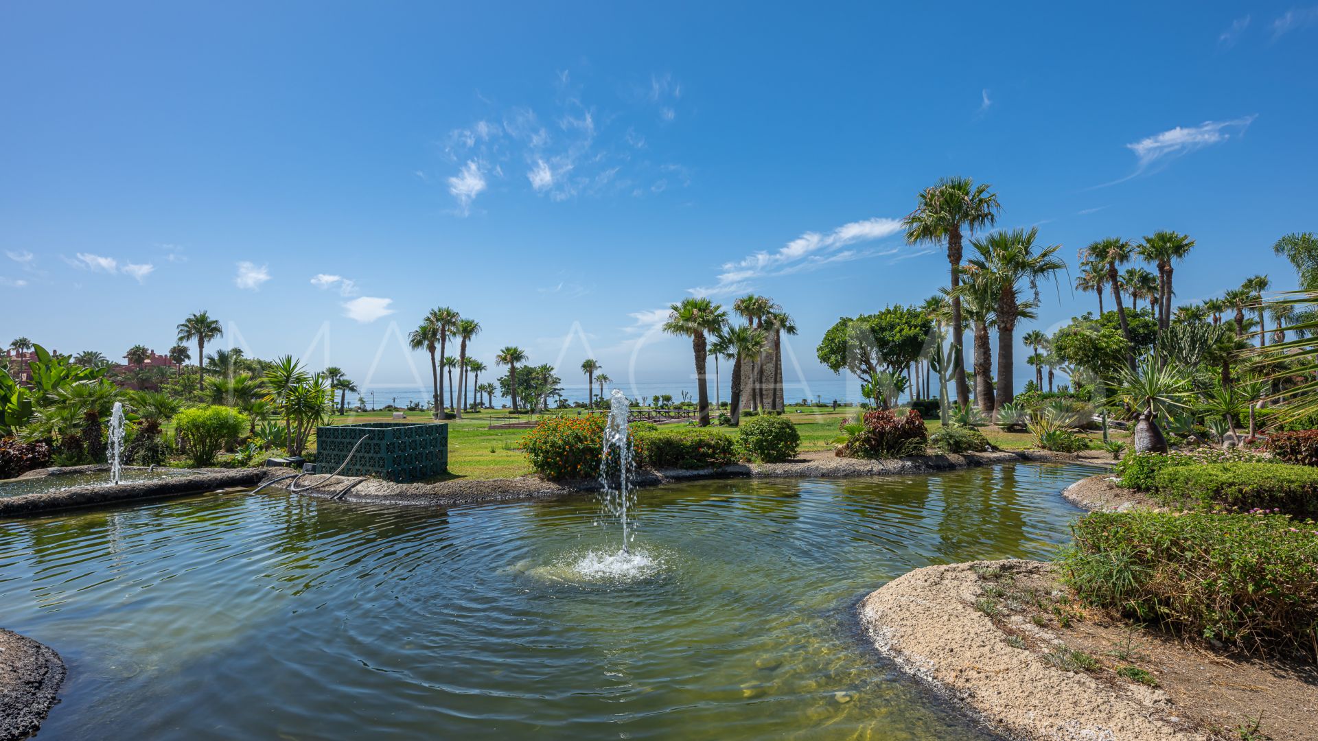 Penthouse for sale in Torre Bermeja