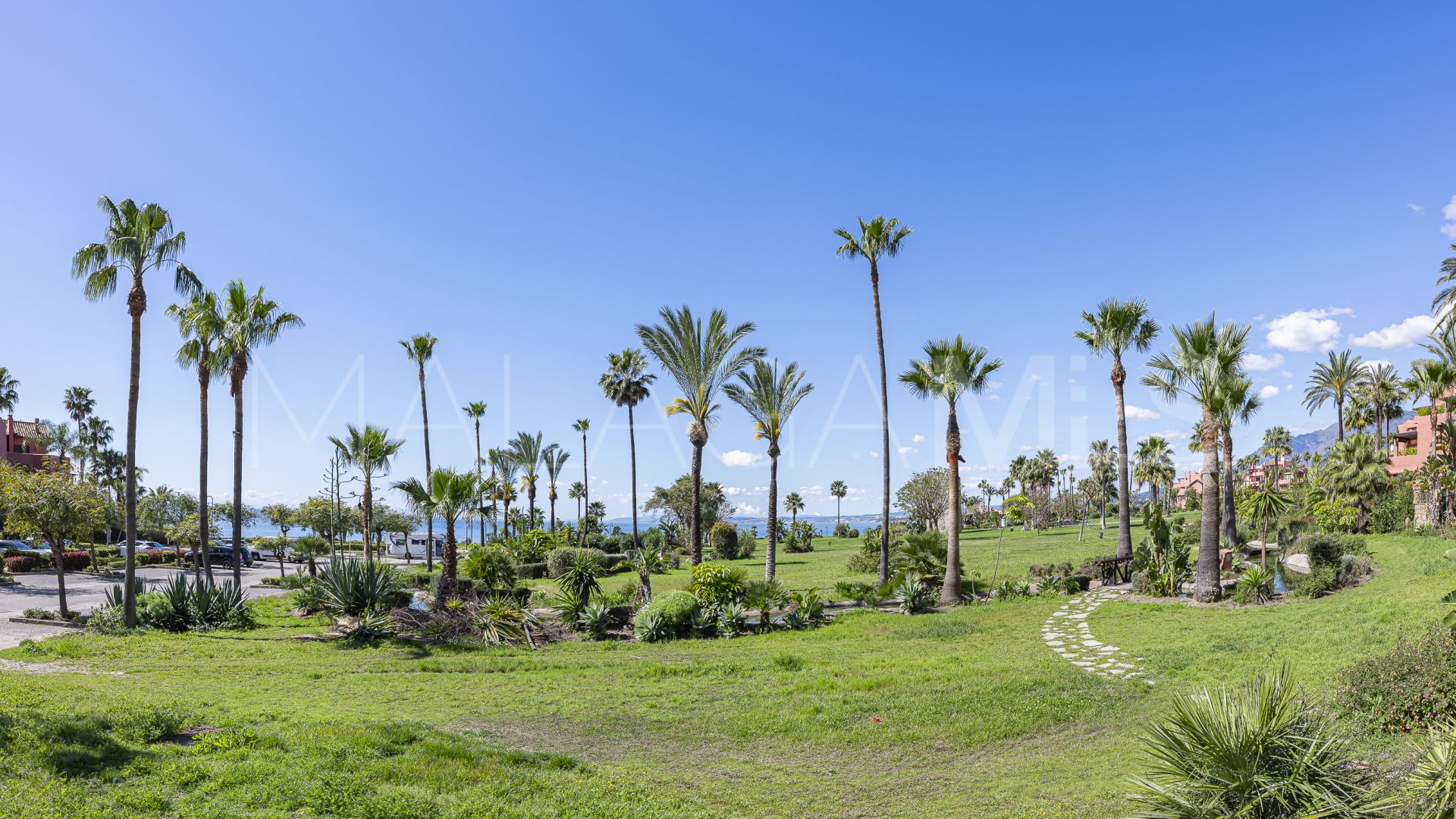 Penthouse for sale in Torre Bermeja