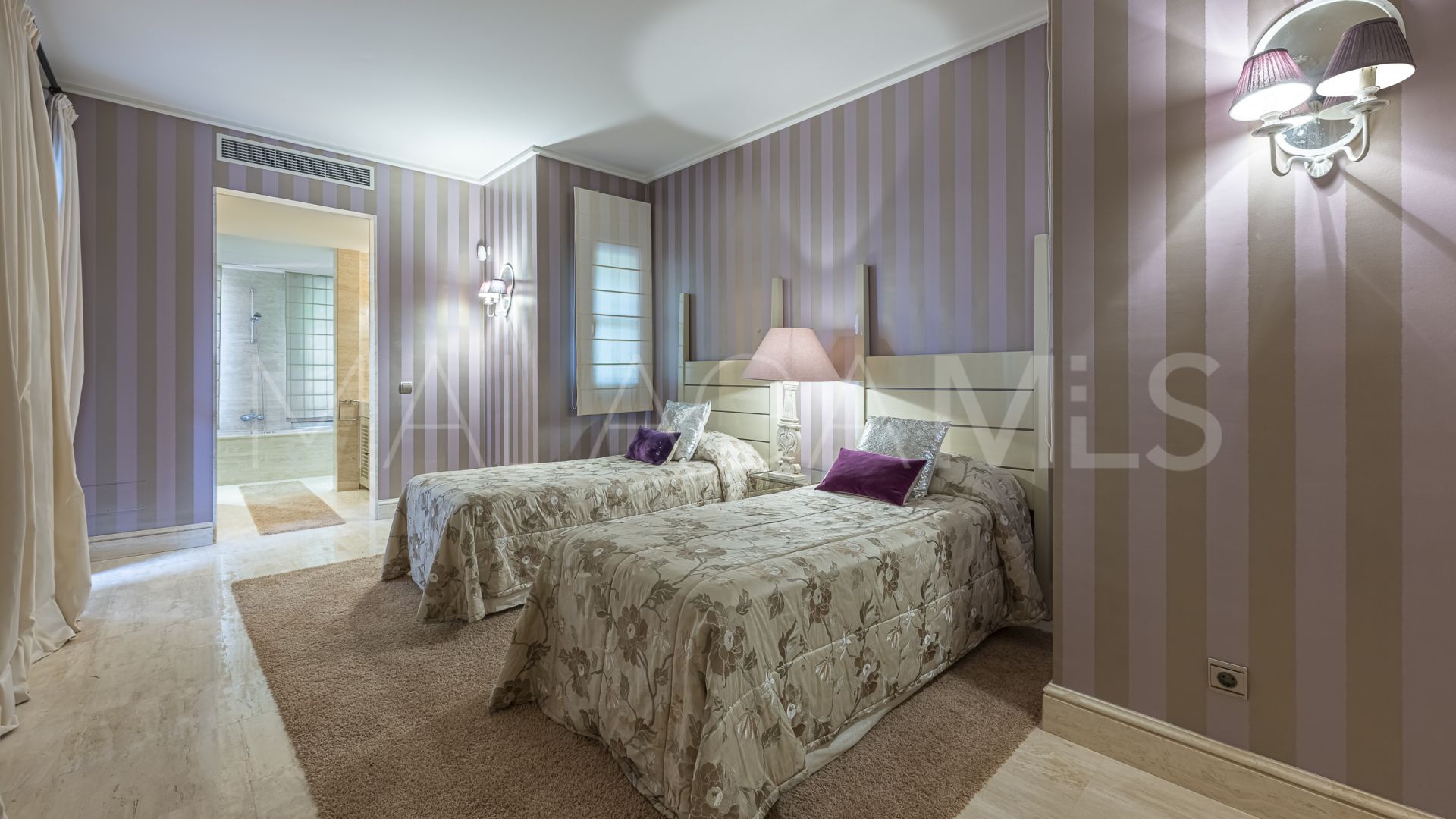Sierra Blanca 6 bedrooms villa for sale