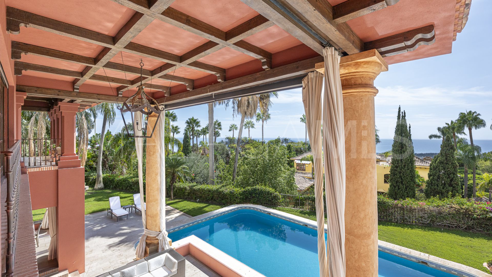 Sierra Blanca 6 bedrooms villa for sale