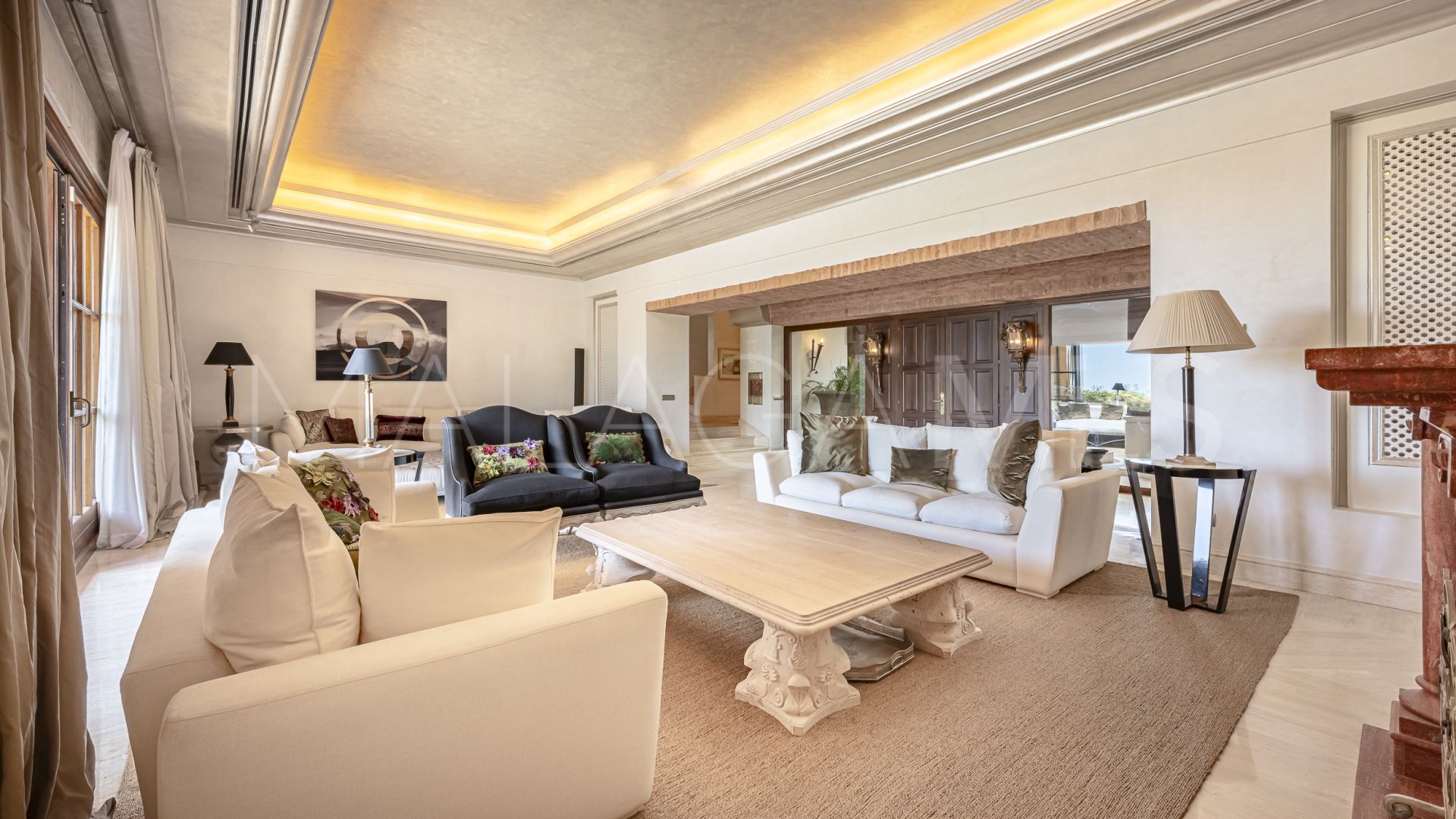 Sierra Blanca 6 bedrooms villa for sale