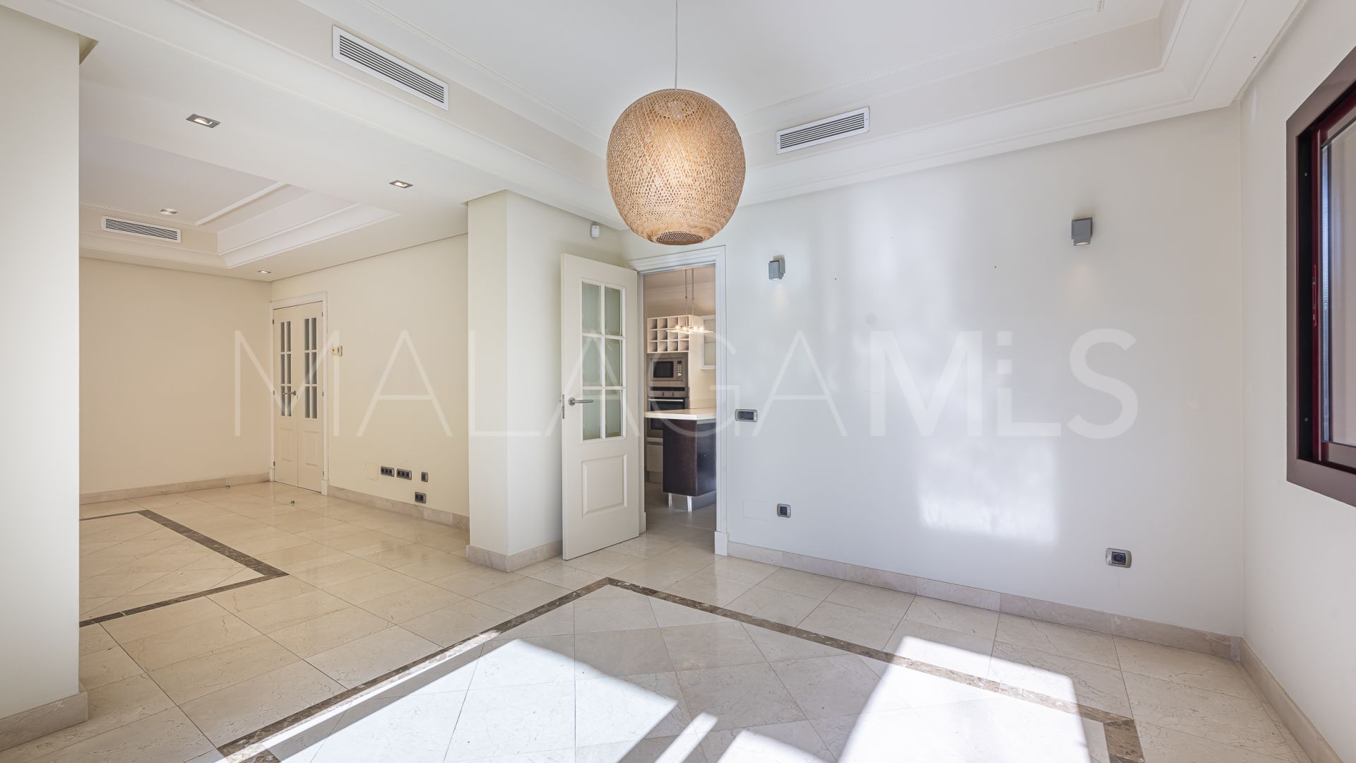 Maison de ville for sale in Monte Marbella Club