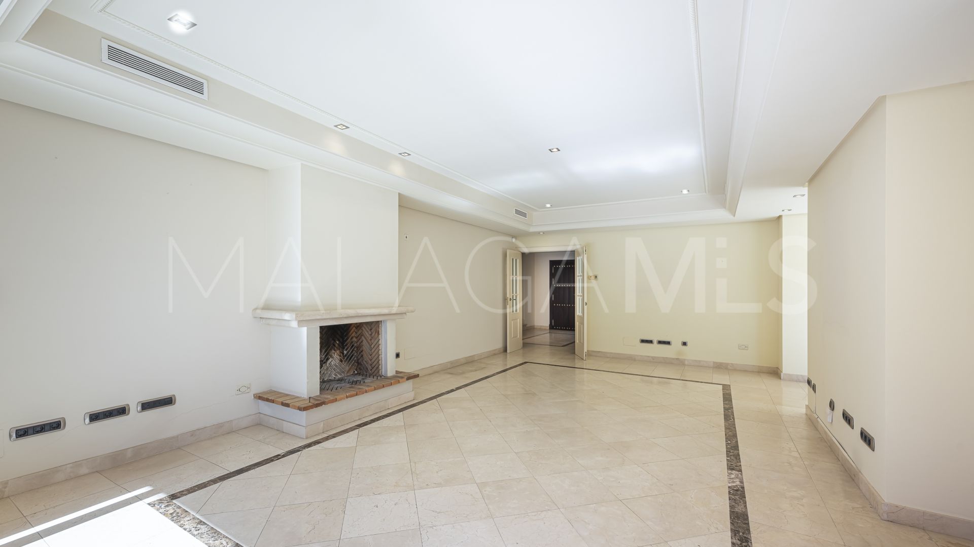 Maison de ville for sale in Monte Marbella Club