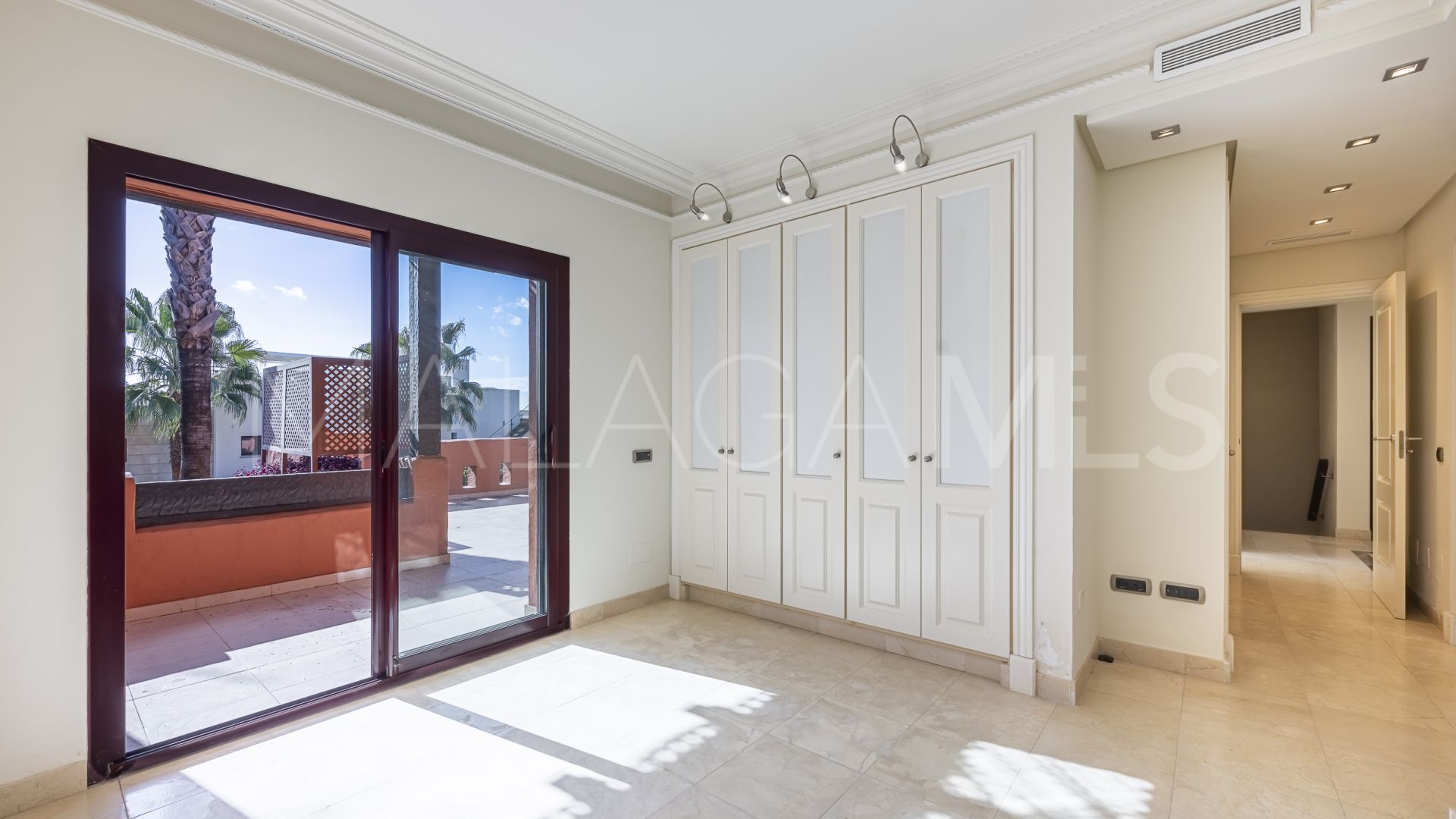 Maison de ville for sale in Monte Marbella Club